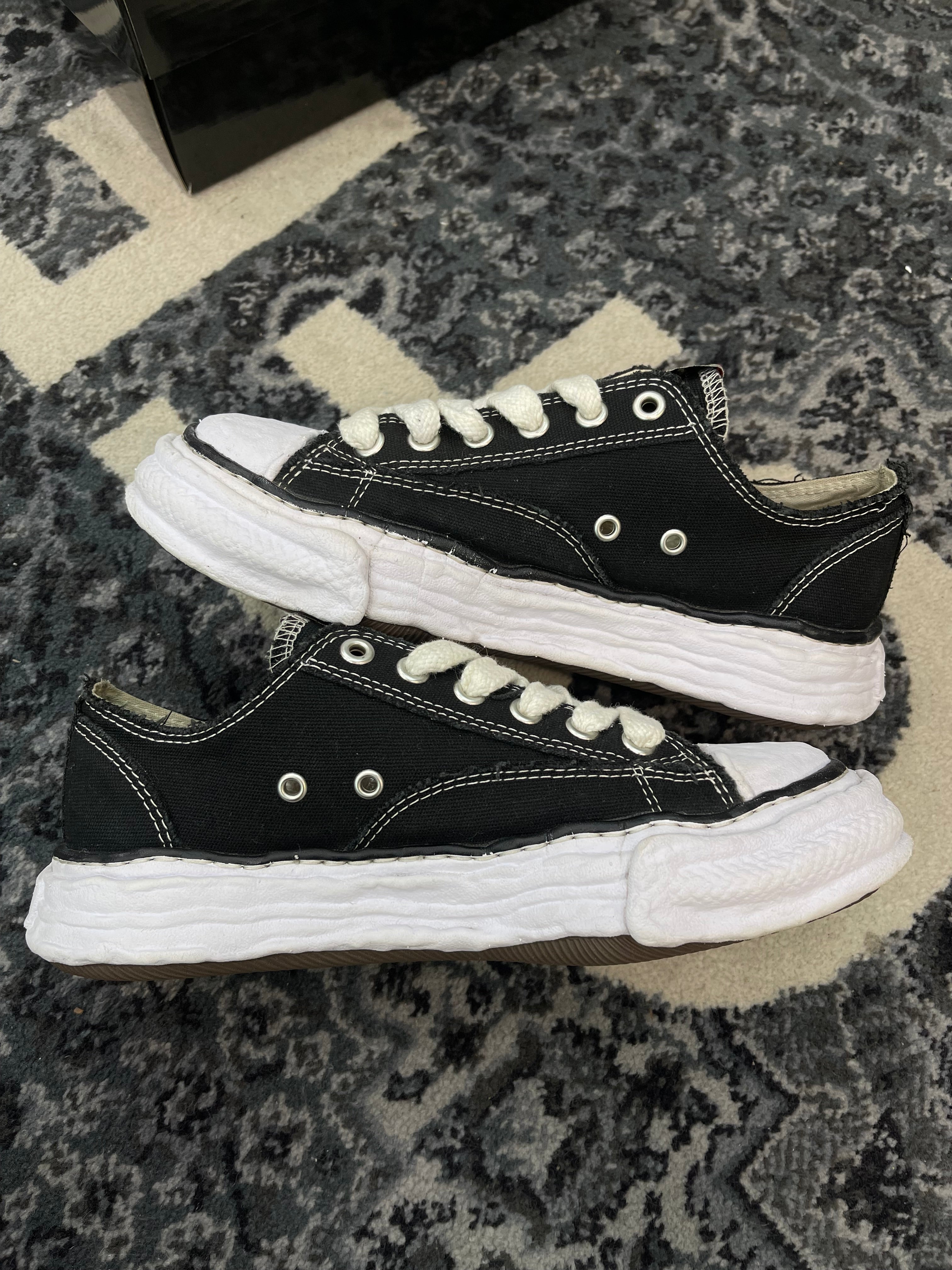 Maison Mihara Sneakers Low “Black”