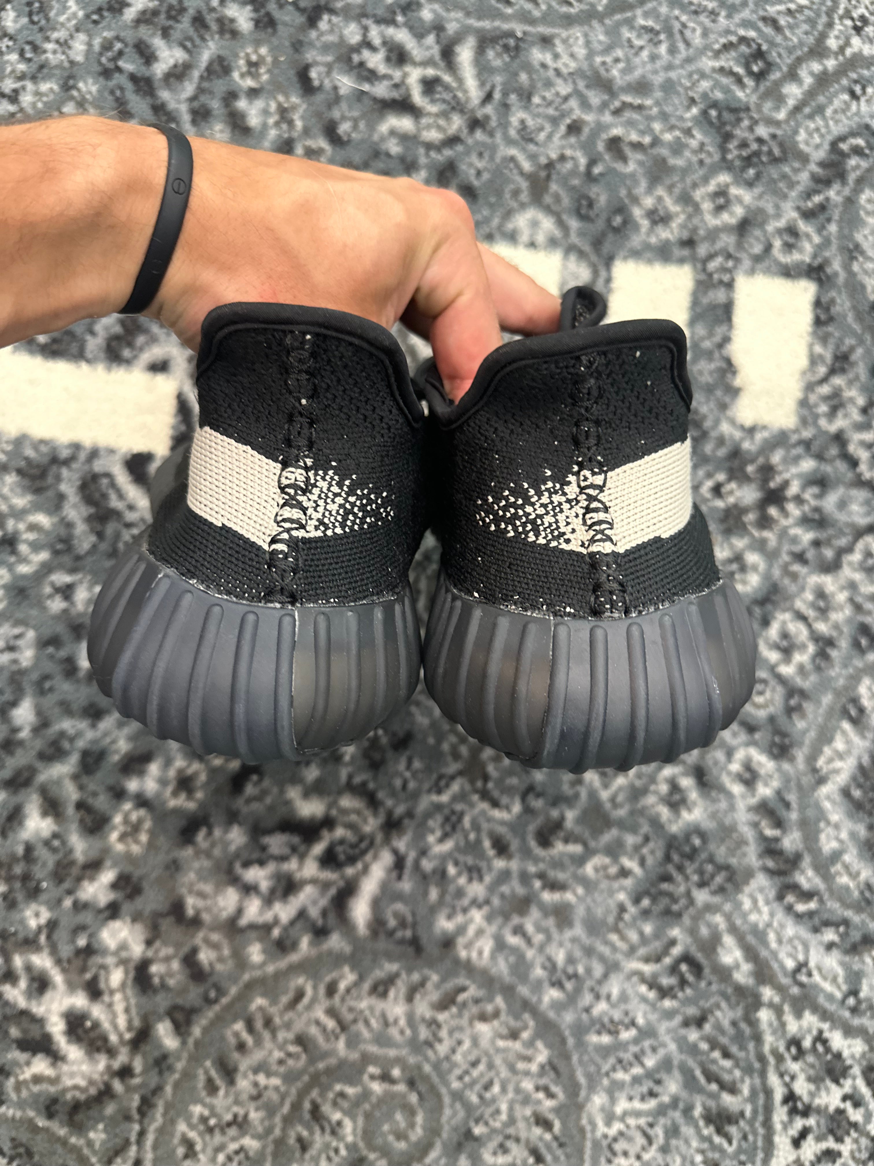 Yeezy 350 “Oreo”