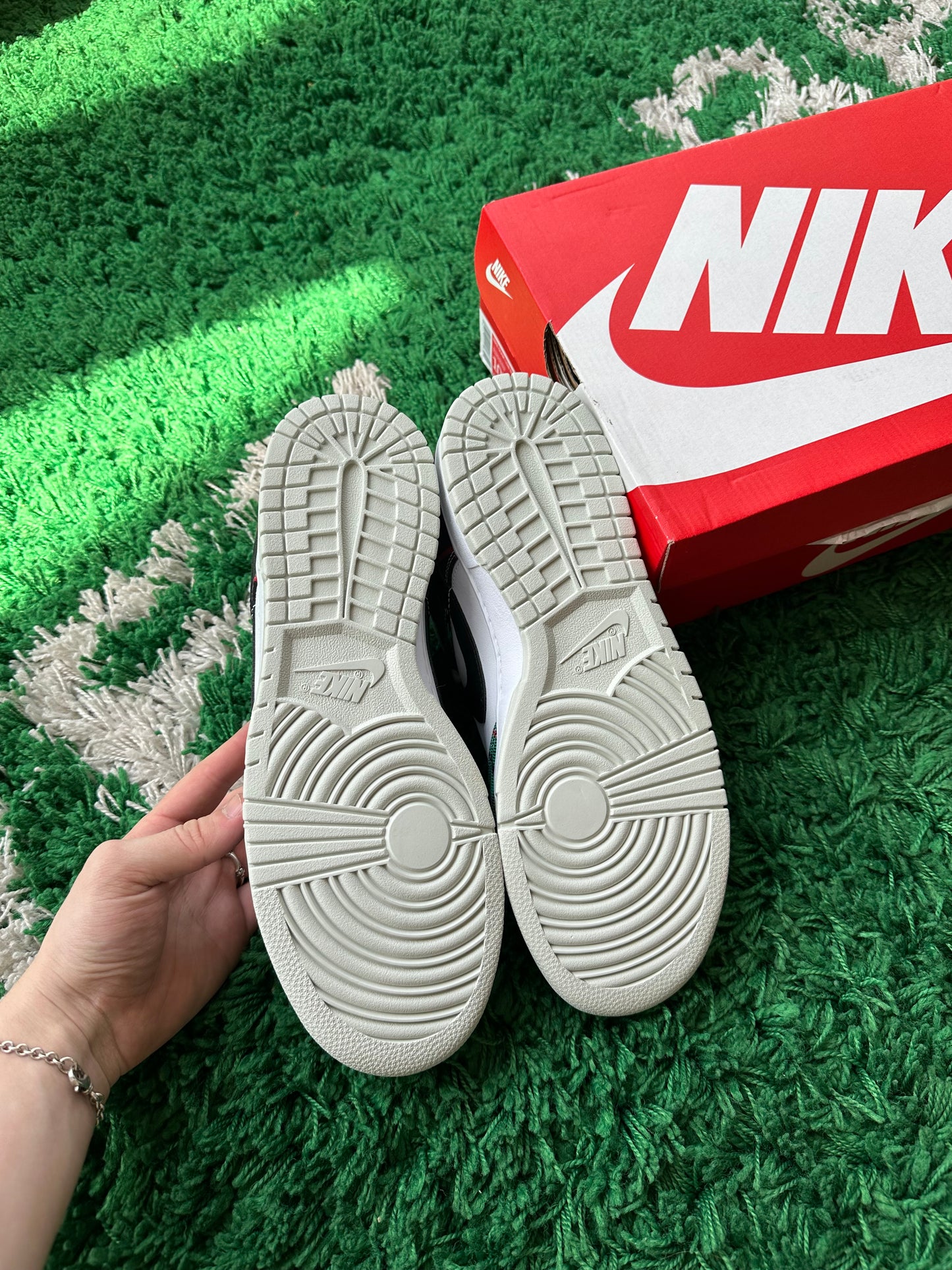 Nike Dunk Low “Tartan Plaid”