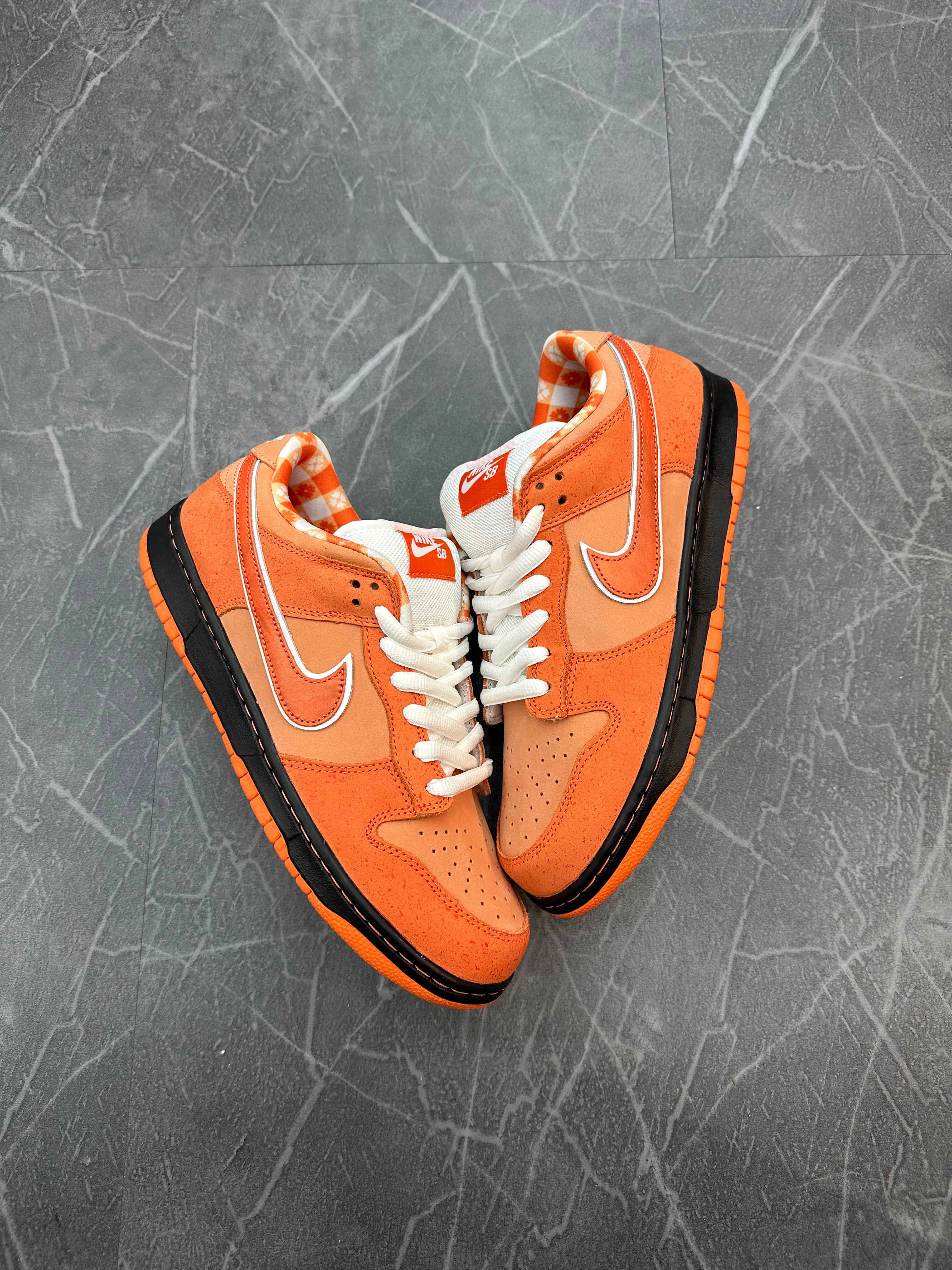 Dunk Low SB “Orange Lobster”