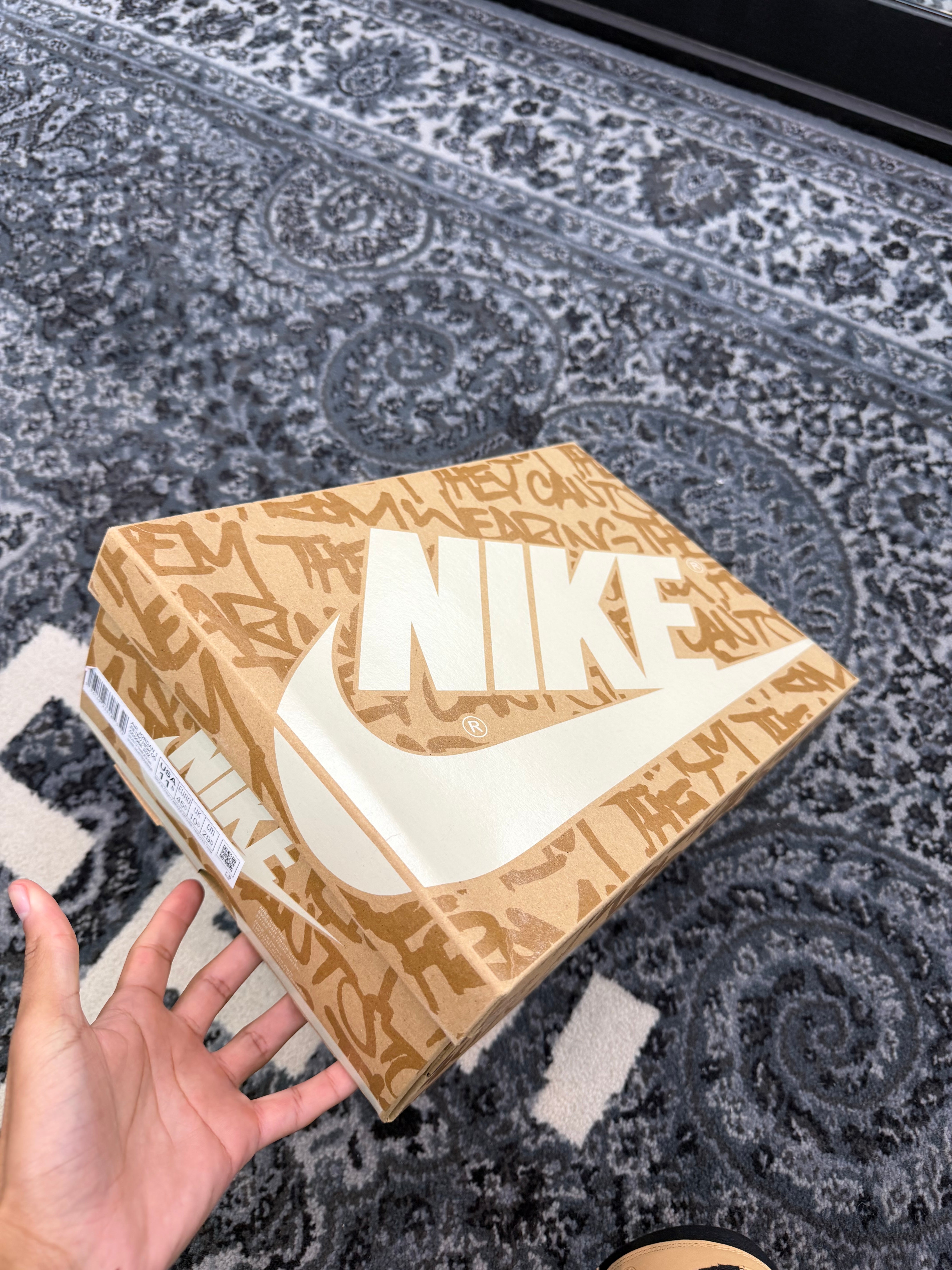Jordan 1 High “Heirloom”