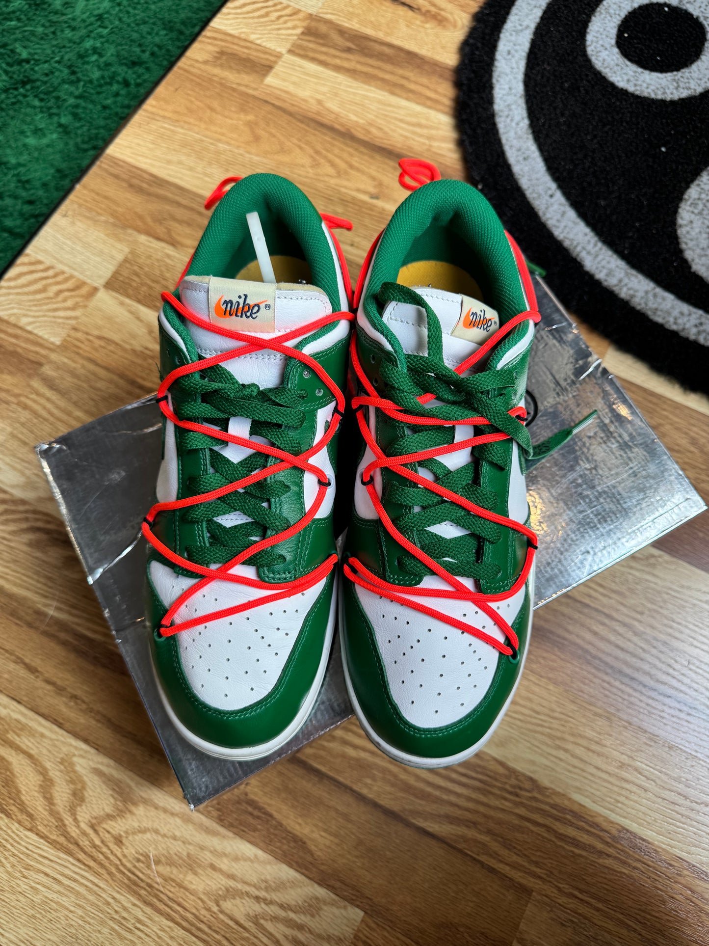 Nike Dunk Low Off-White “Pine Green”