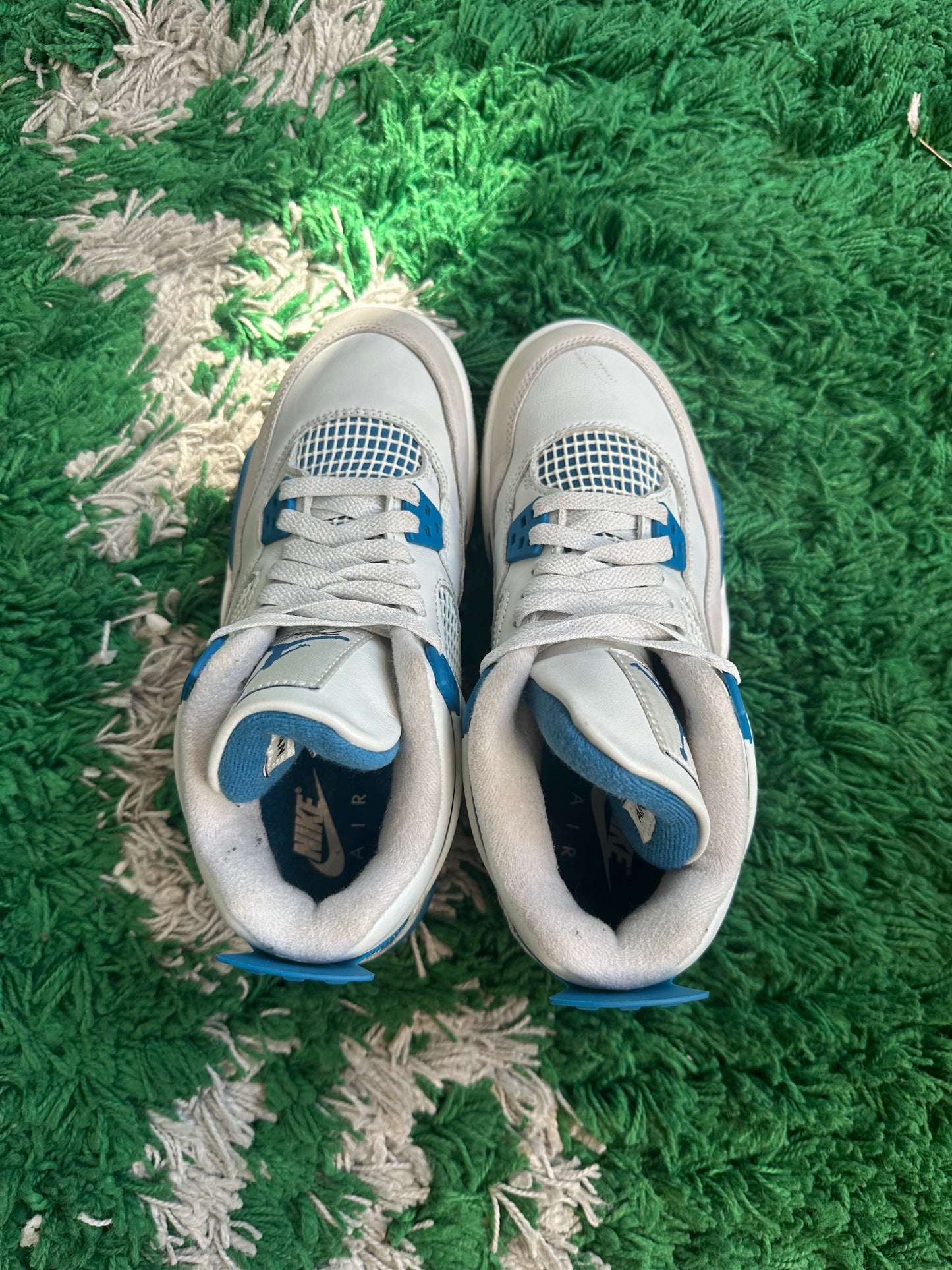 Jordan 4 “Military Blue”