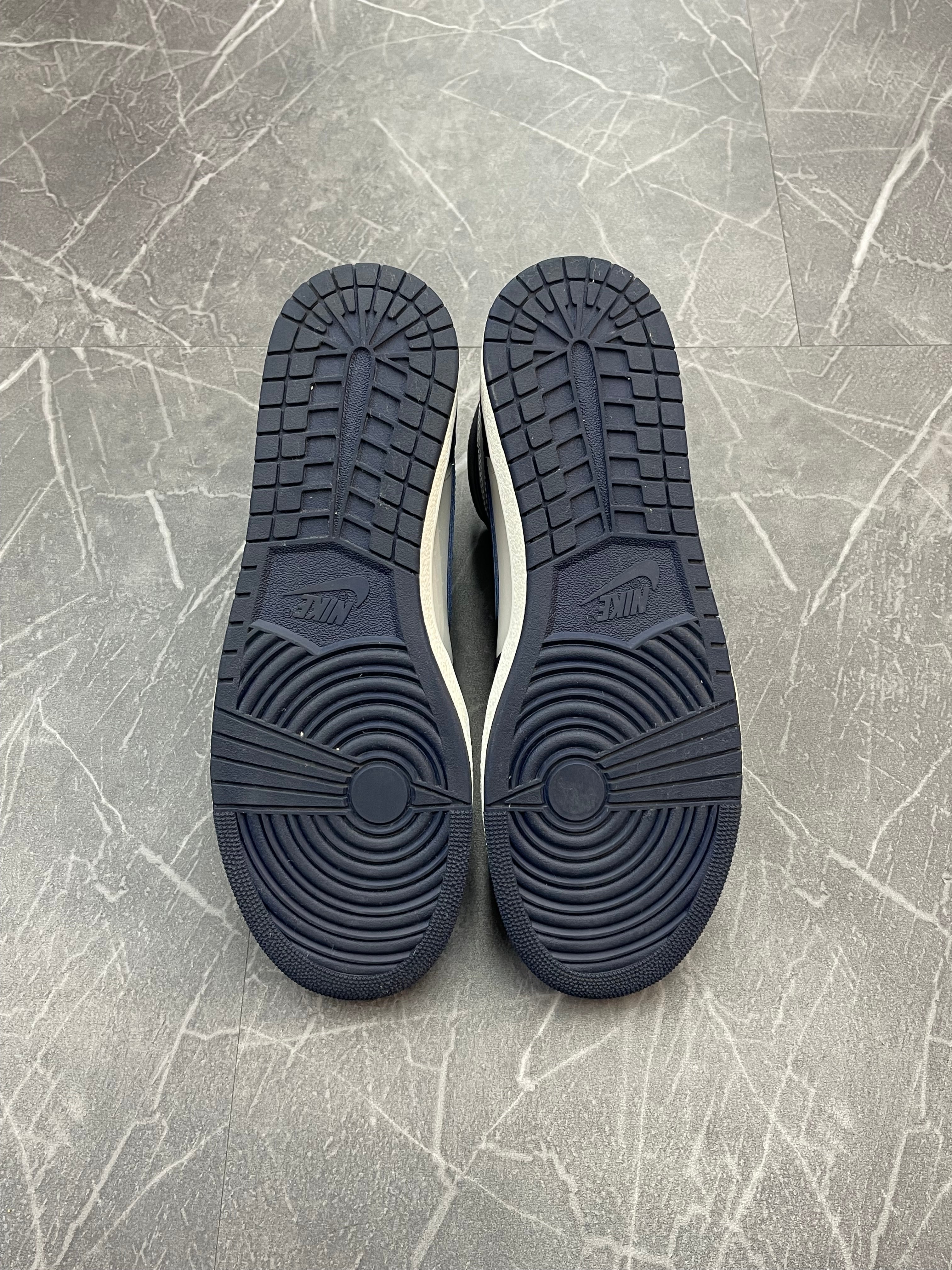 Jordan 1 High OG “Georgetown”