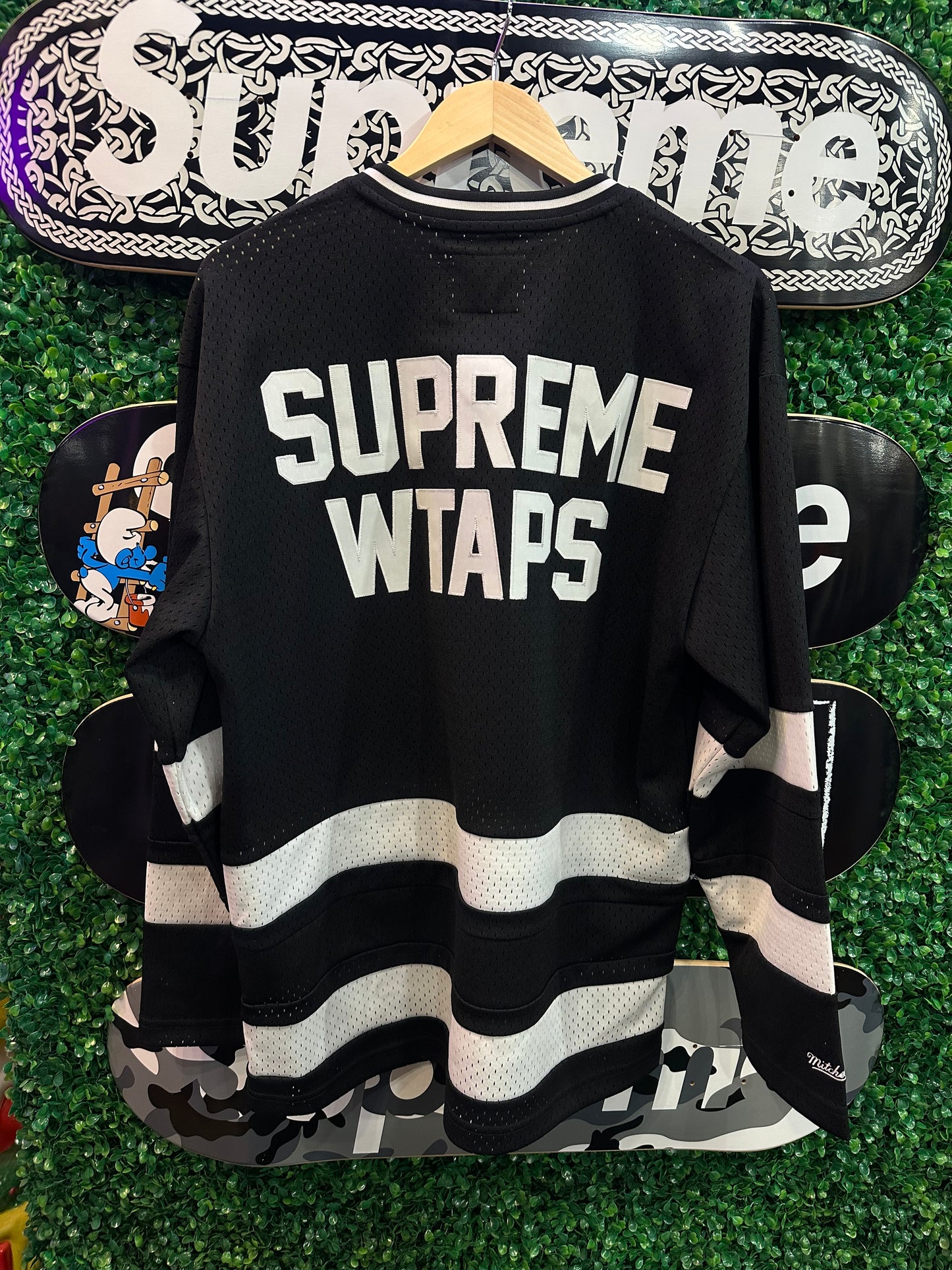 Supreme WTAPS Mitchell & Ness Hockey Jersey “Black”