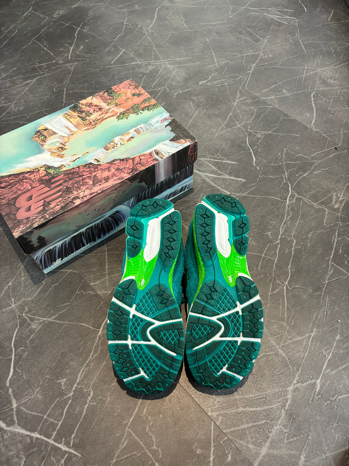 New Balance x Salehe Bembury 2002r “Water Be The Guide” (Size 8) (Lightly Worn) - Image 5