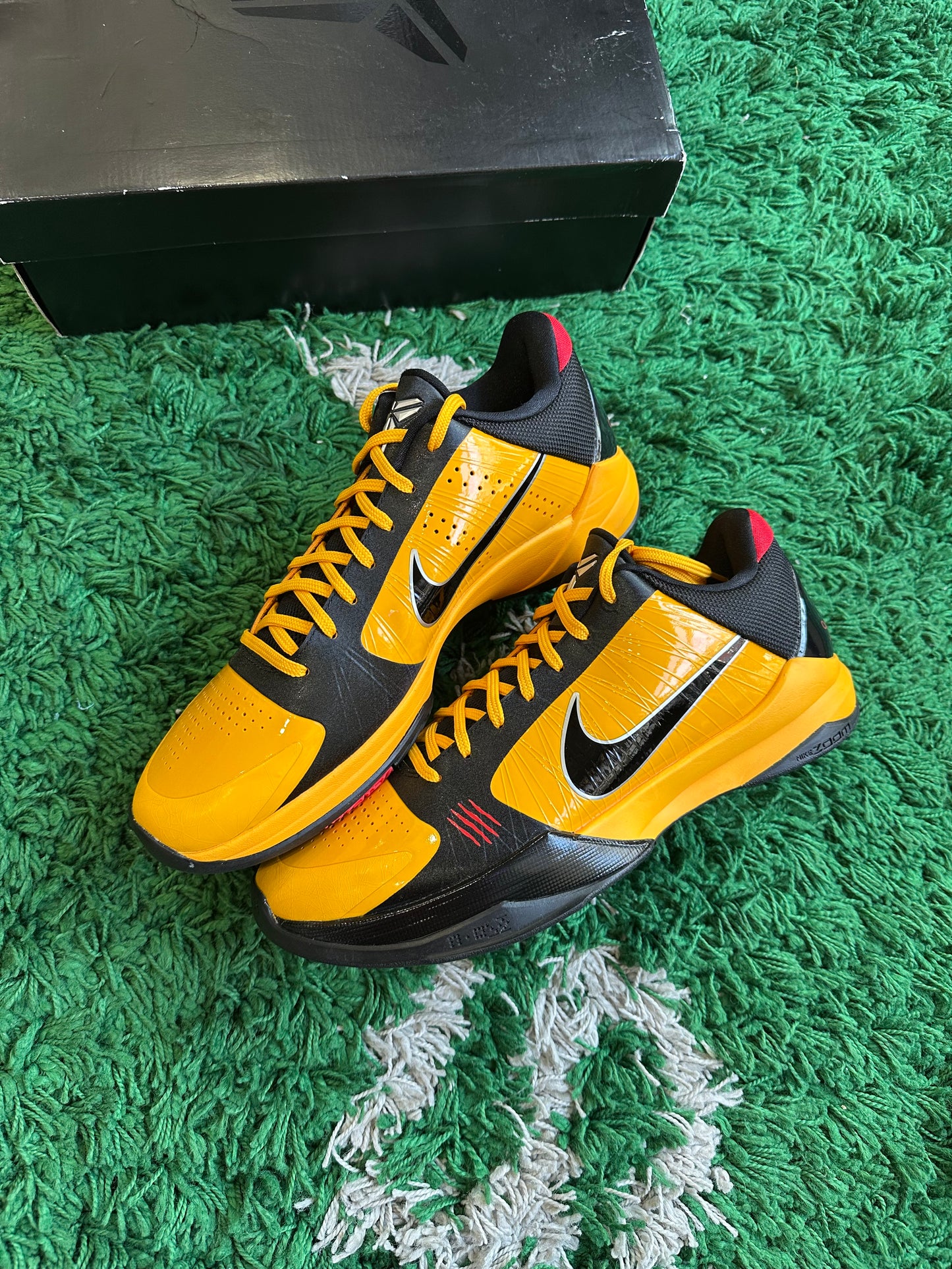 Kobe 5 Protro “Bruce Lee”