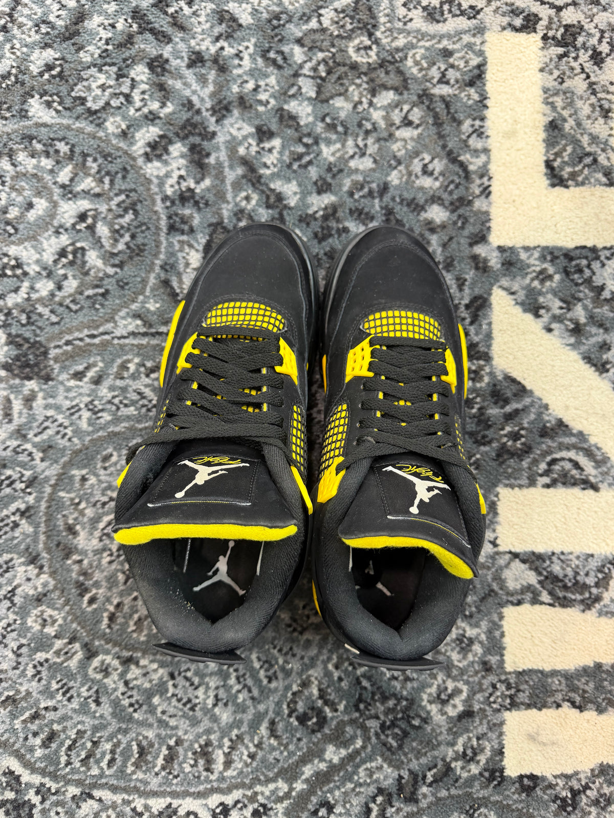 Jordan 4 “Thunder”