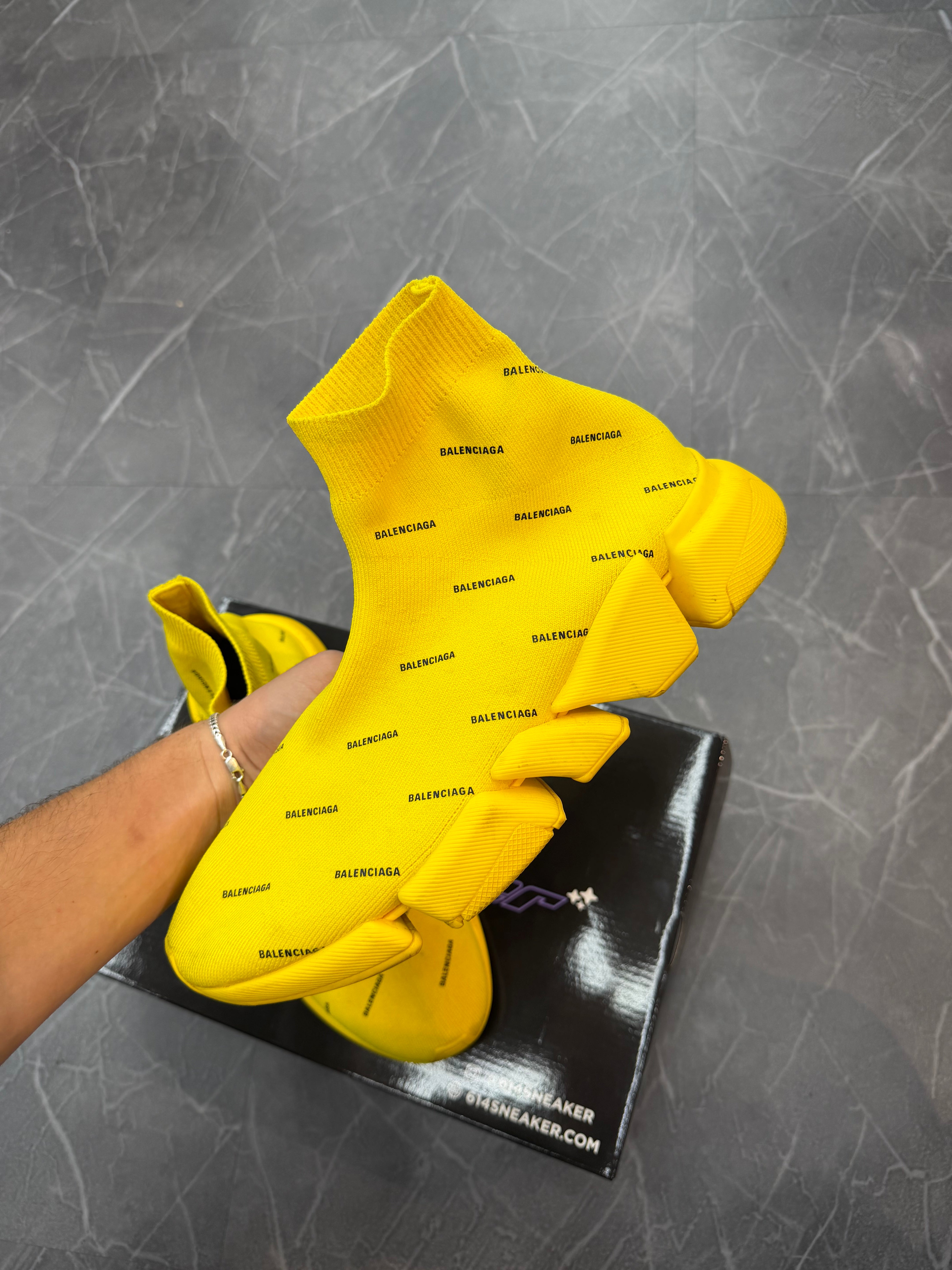 Balenciaga Speed / Sock Runner Yellow