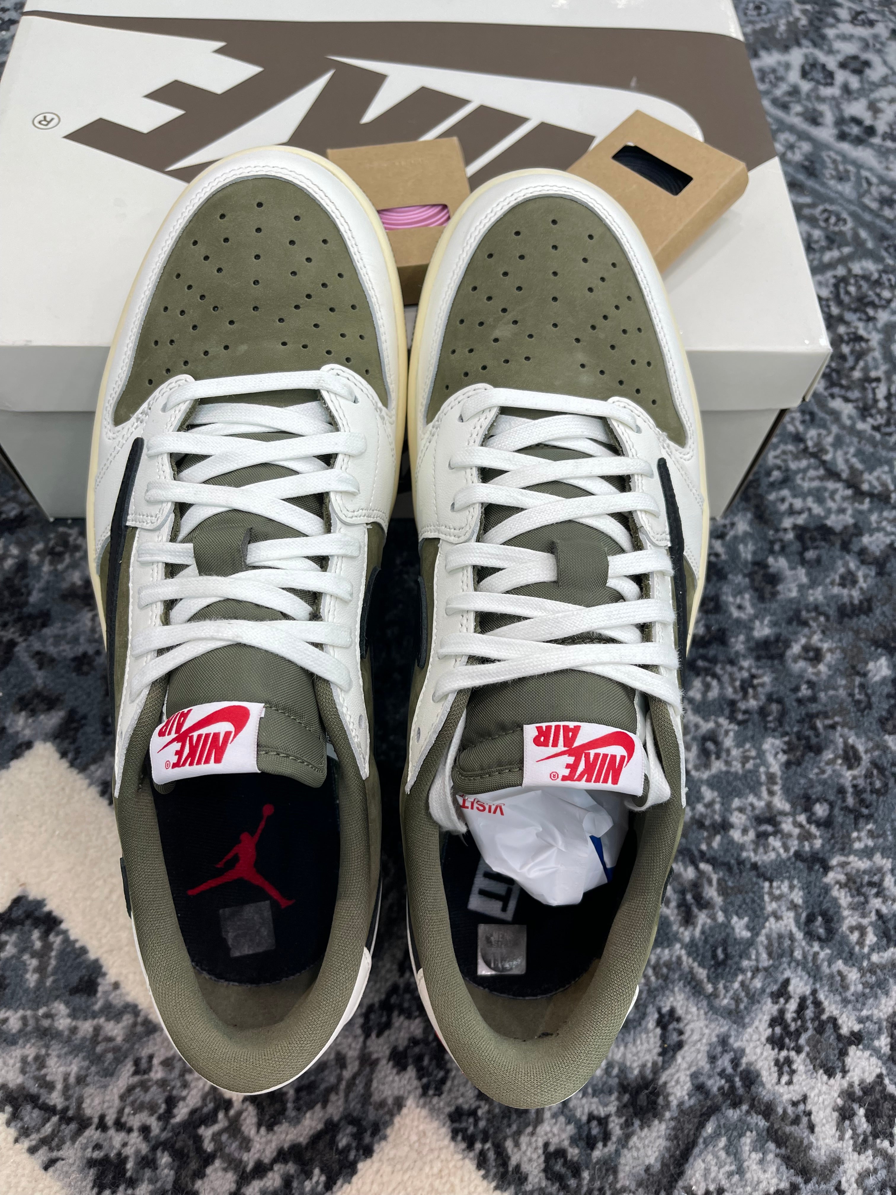 Jordan 1 Low x Travis Scott “Medium Olive”