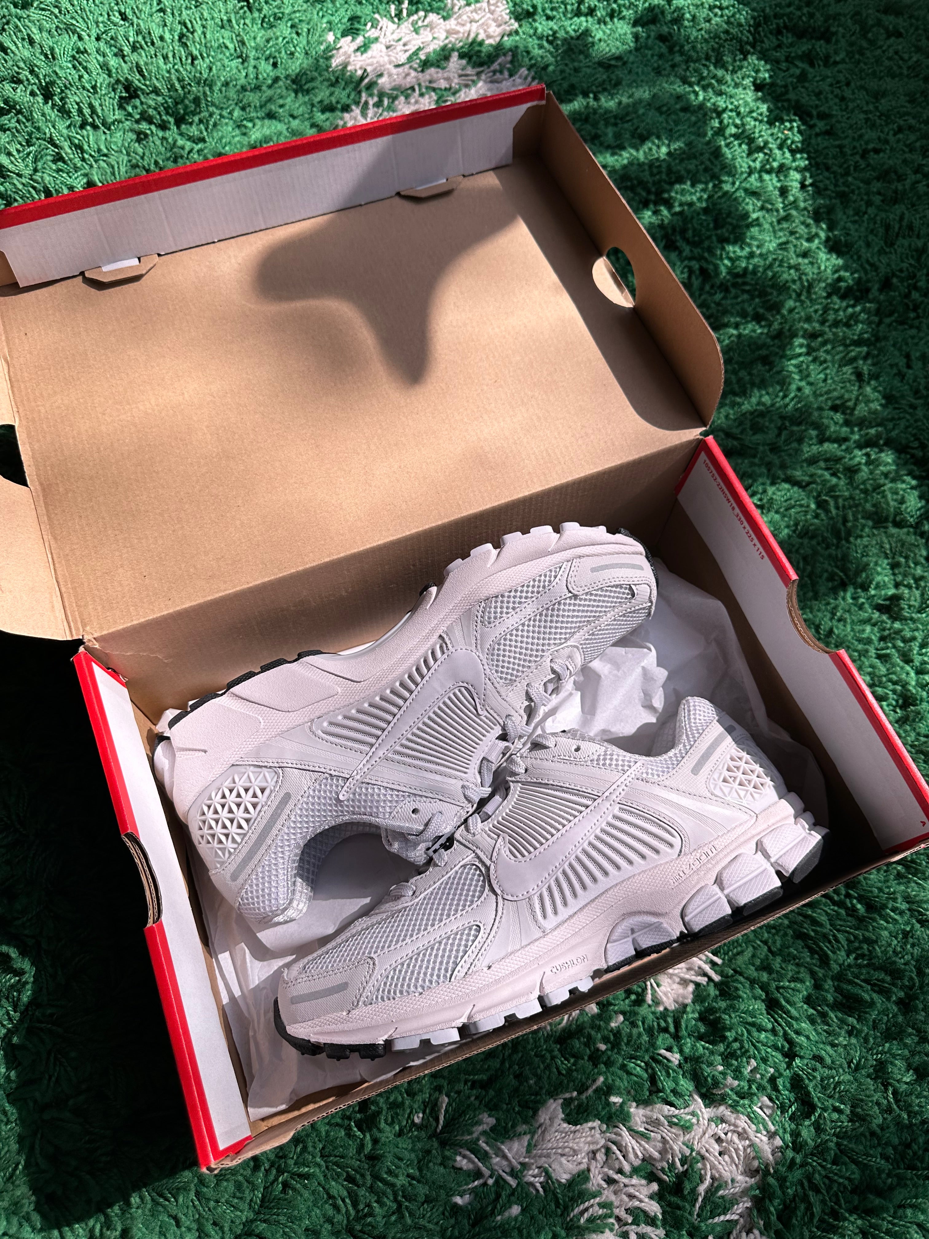 Nike Zoom Vomero 5 SP “Vast Grey”