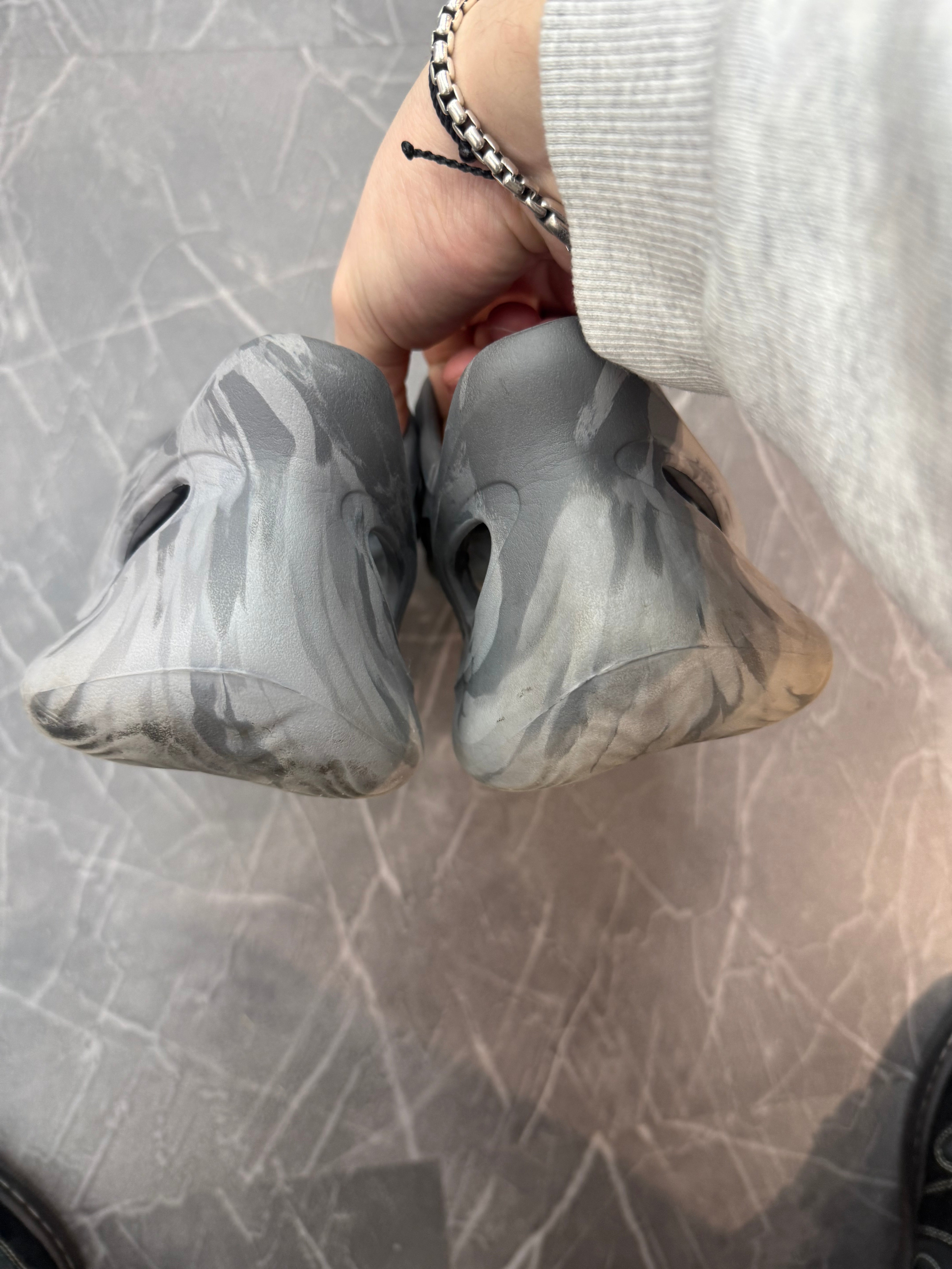 Yeezy Foam RNR “MX Granite”