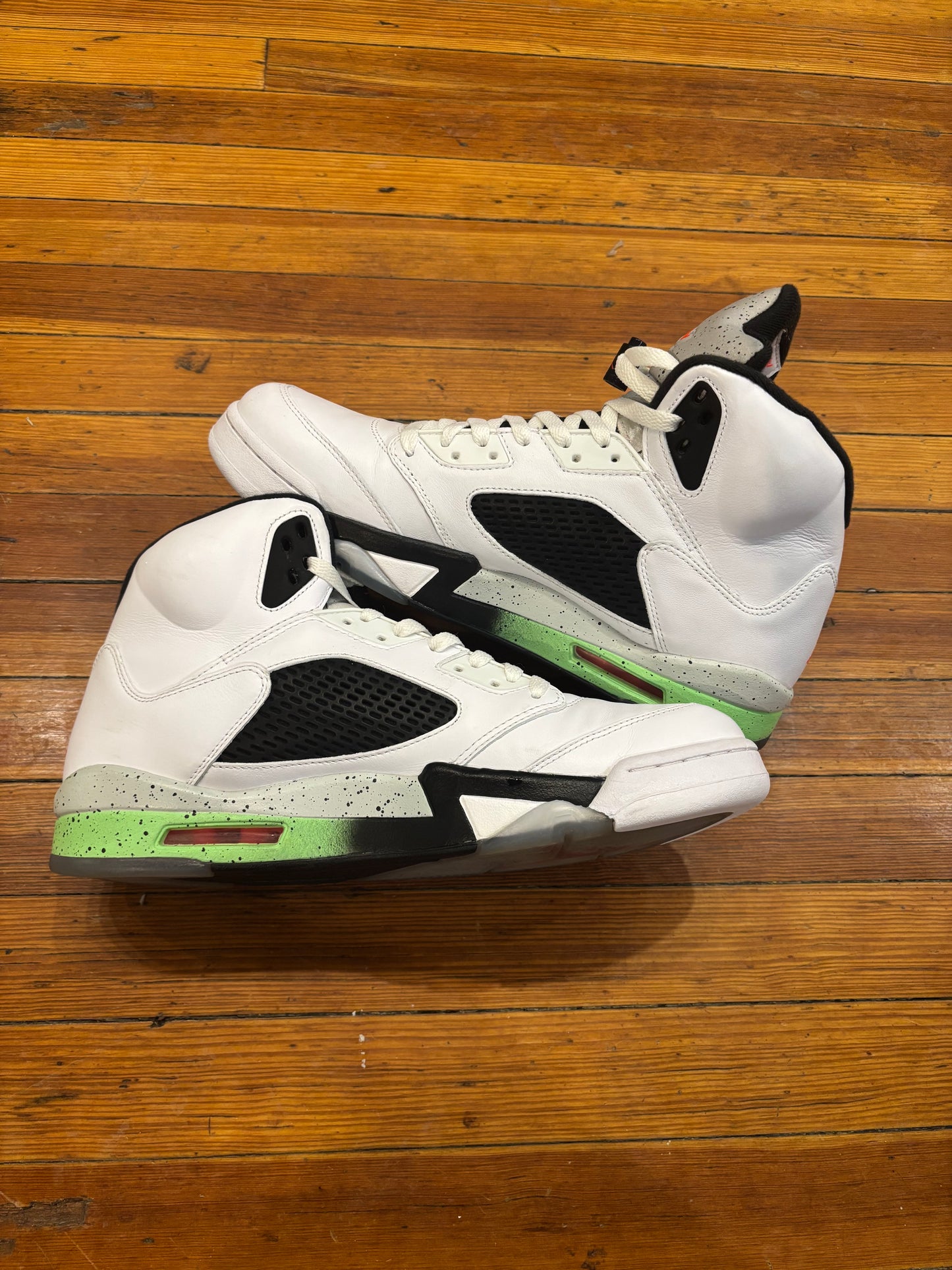 Jordan 5 “Poison Green”