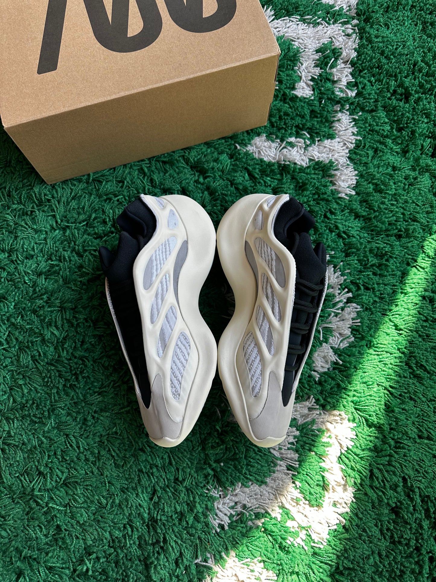 Yeezy 700 V3 “Azael”