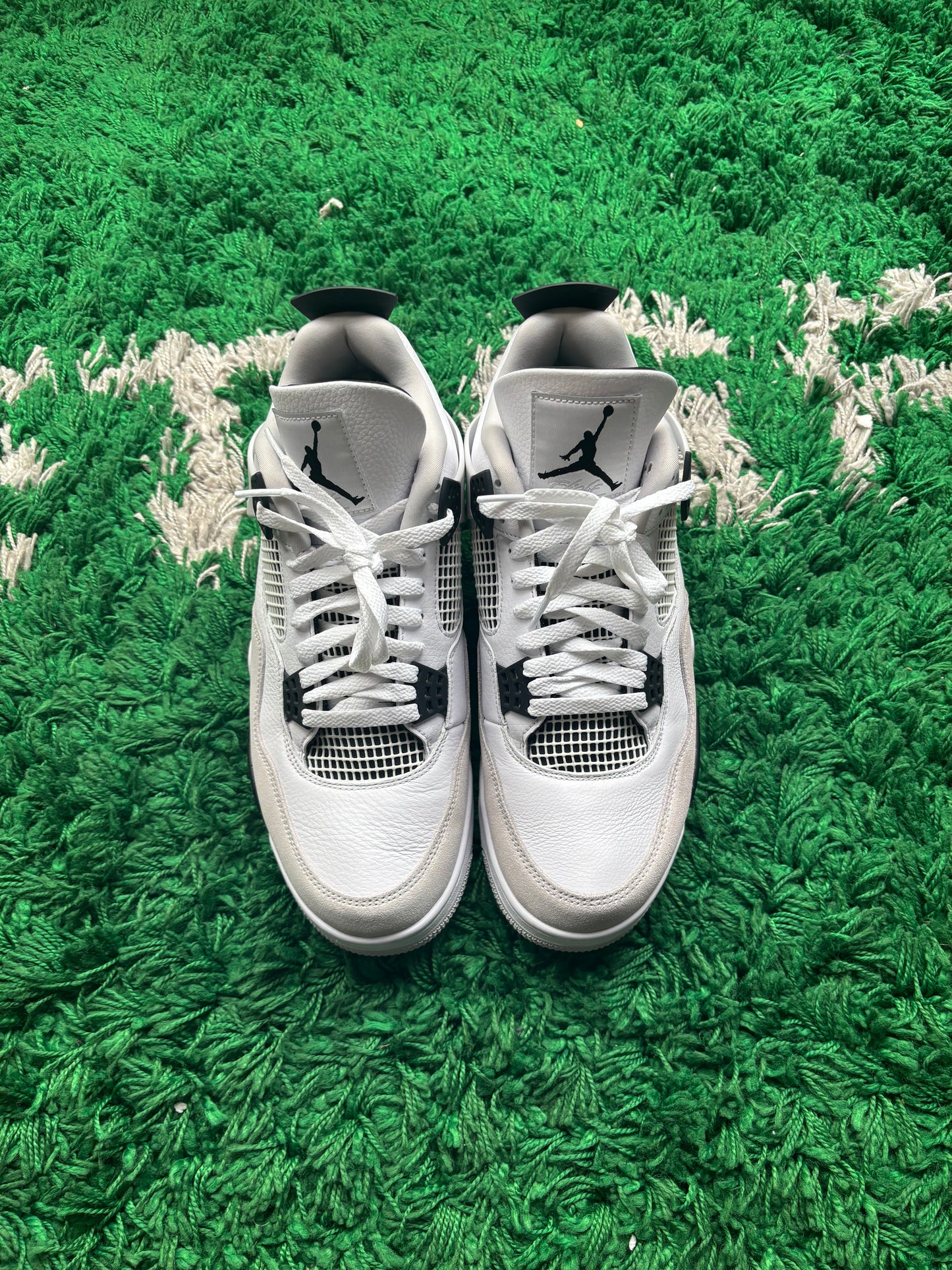Jordan 4 “Military Black”