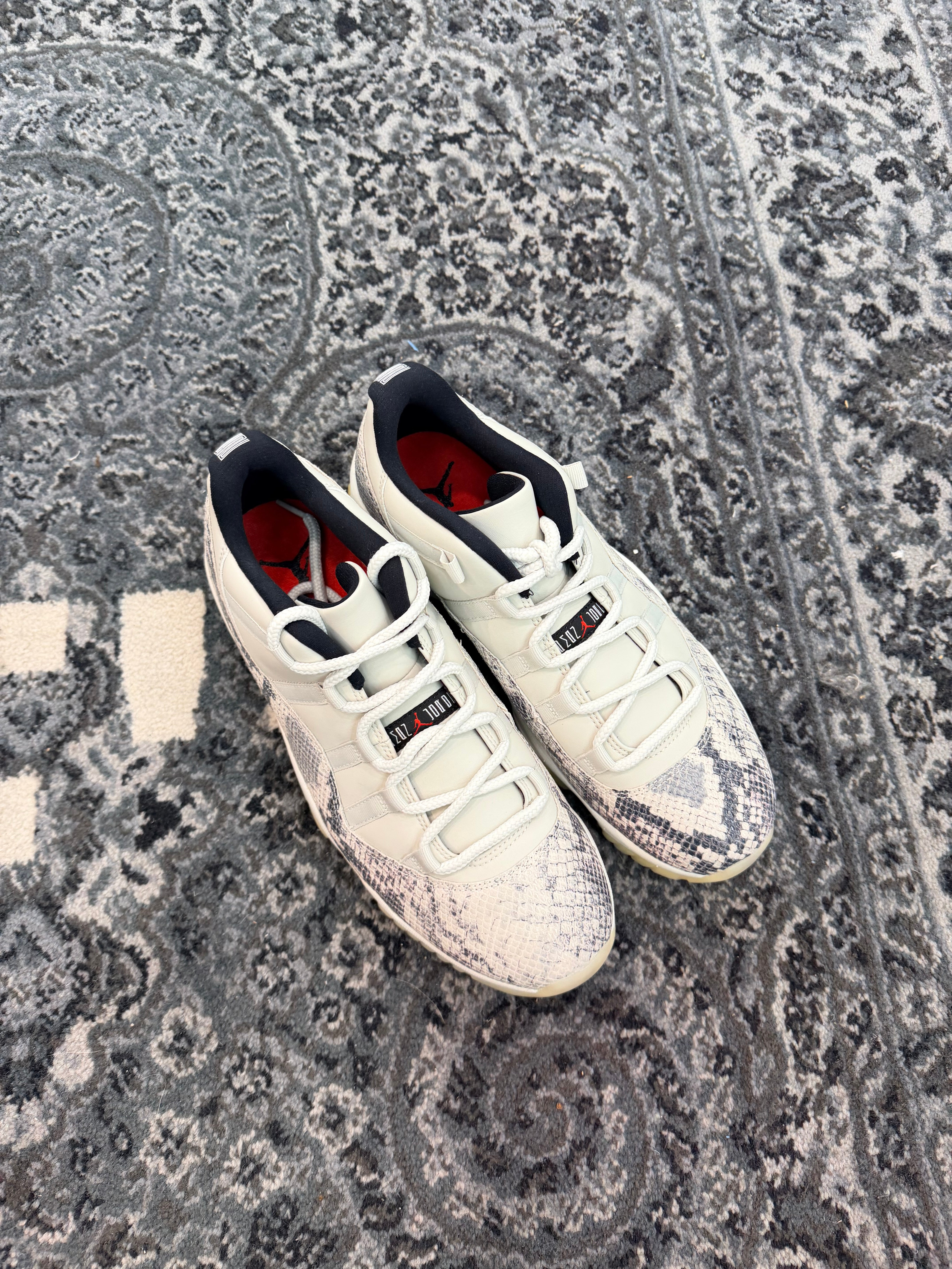 Jordan 11 Low “Snake Light Bone”