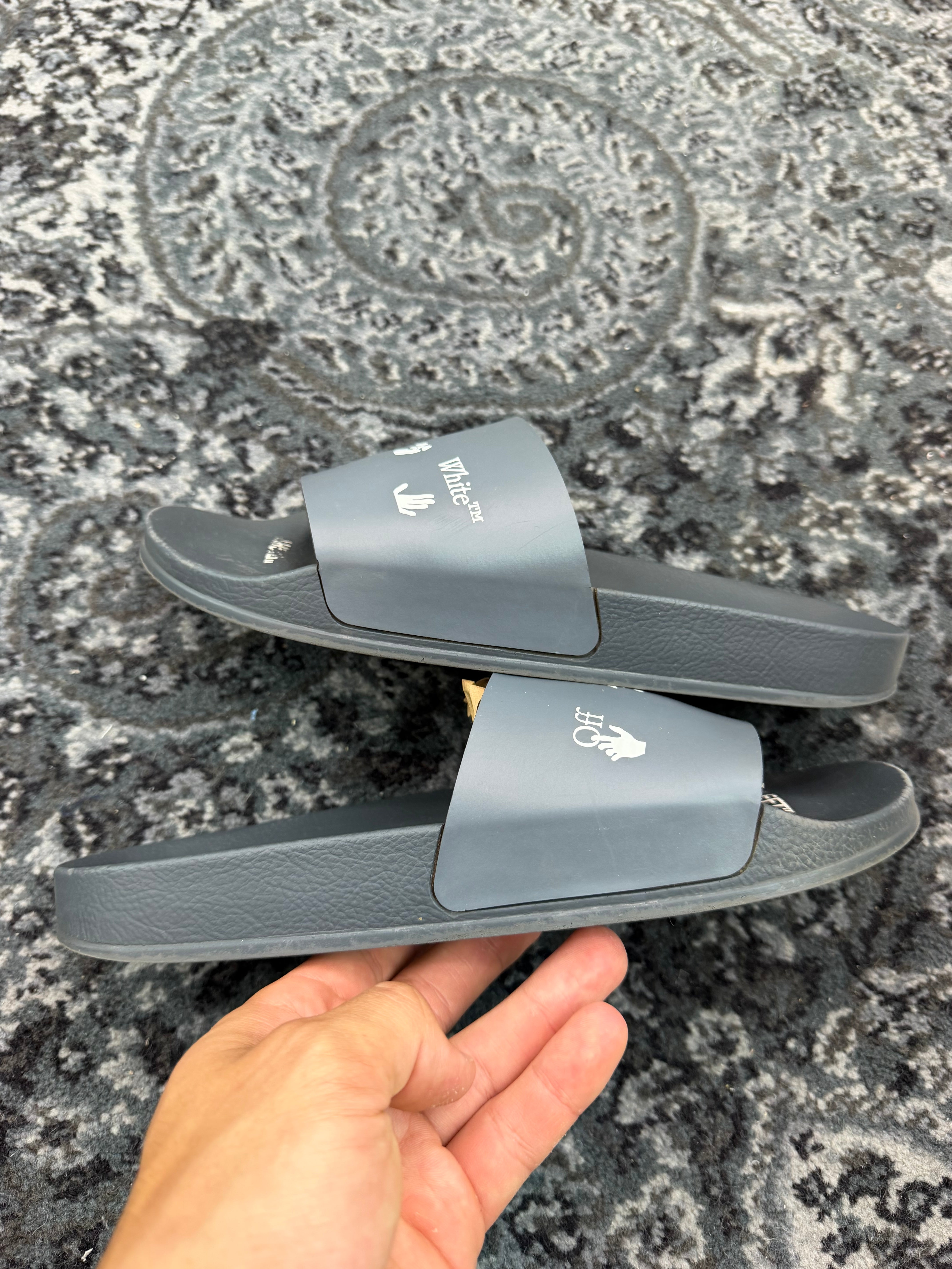 Off White Slides “Grey”