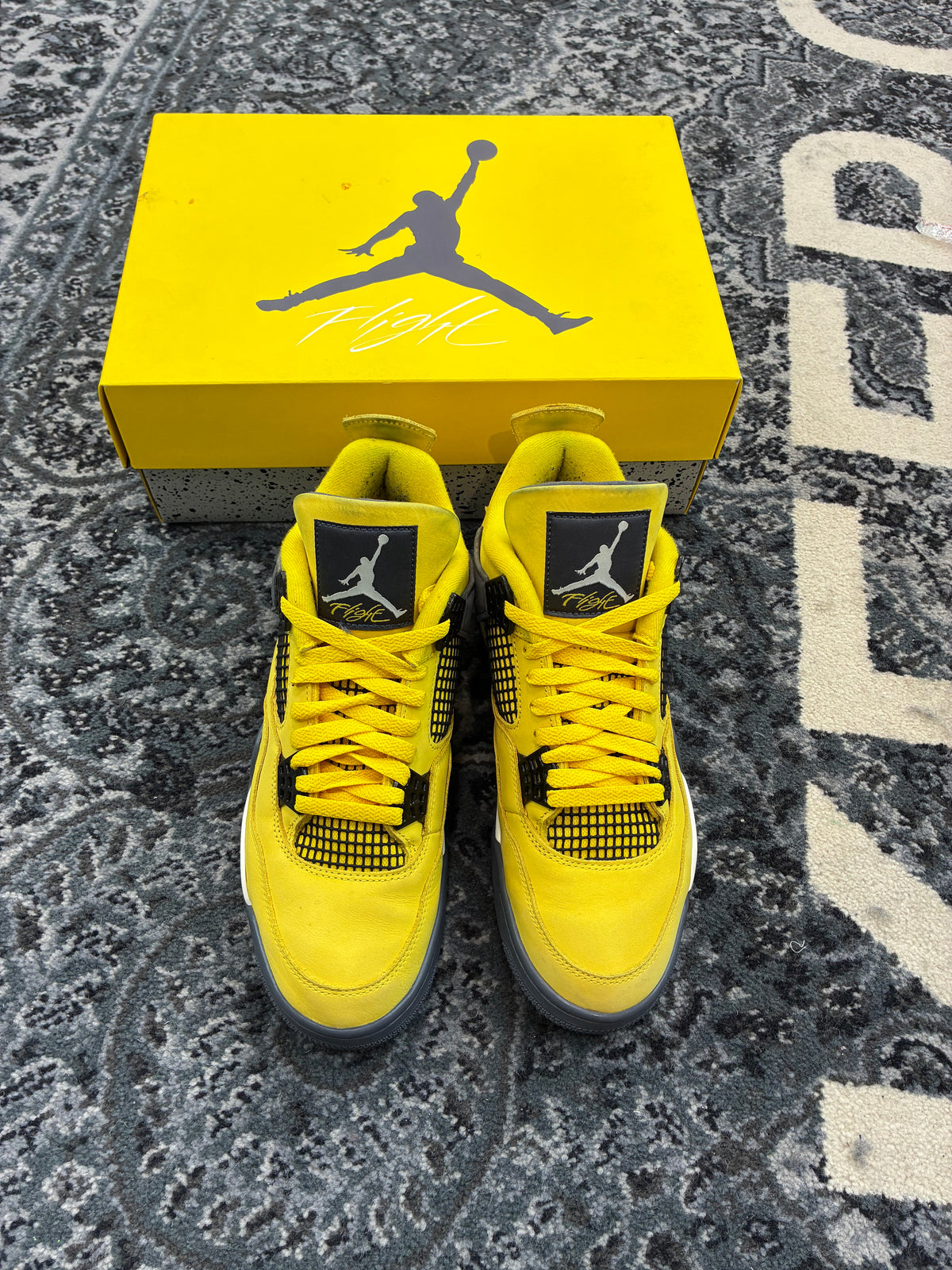 Jordan 4 “Lightning”