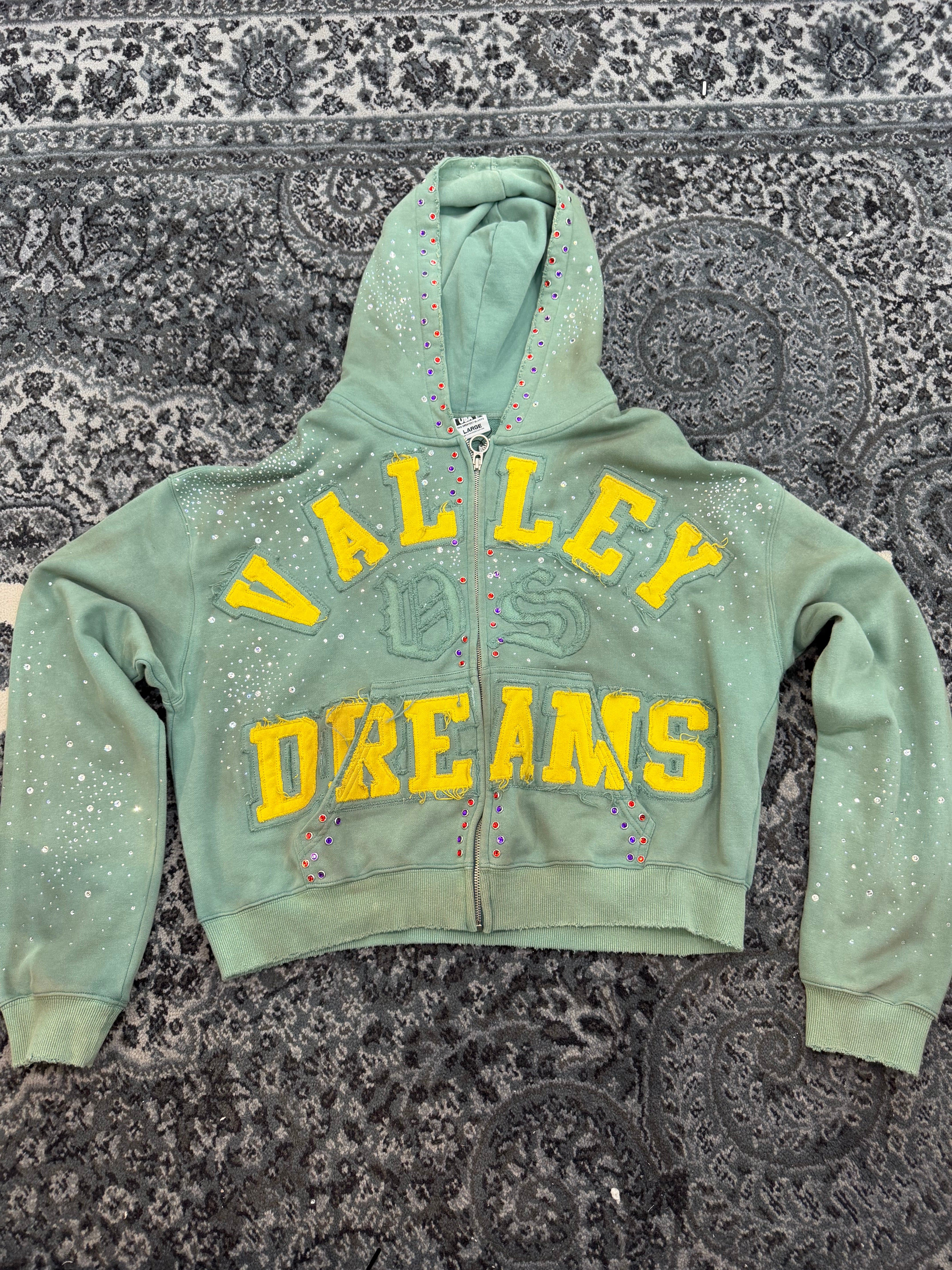 Vale Zip Up “Bank”