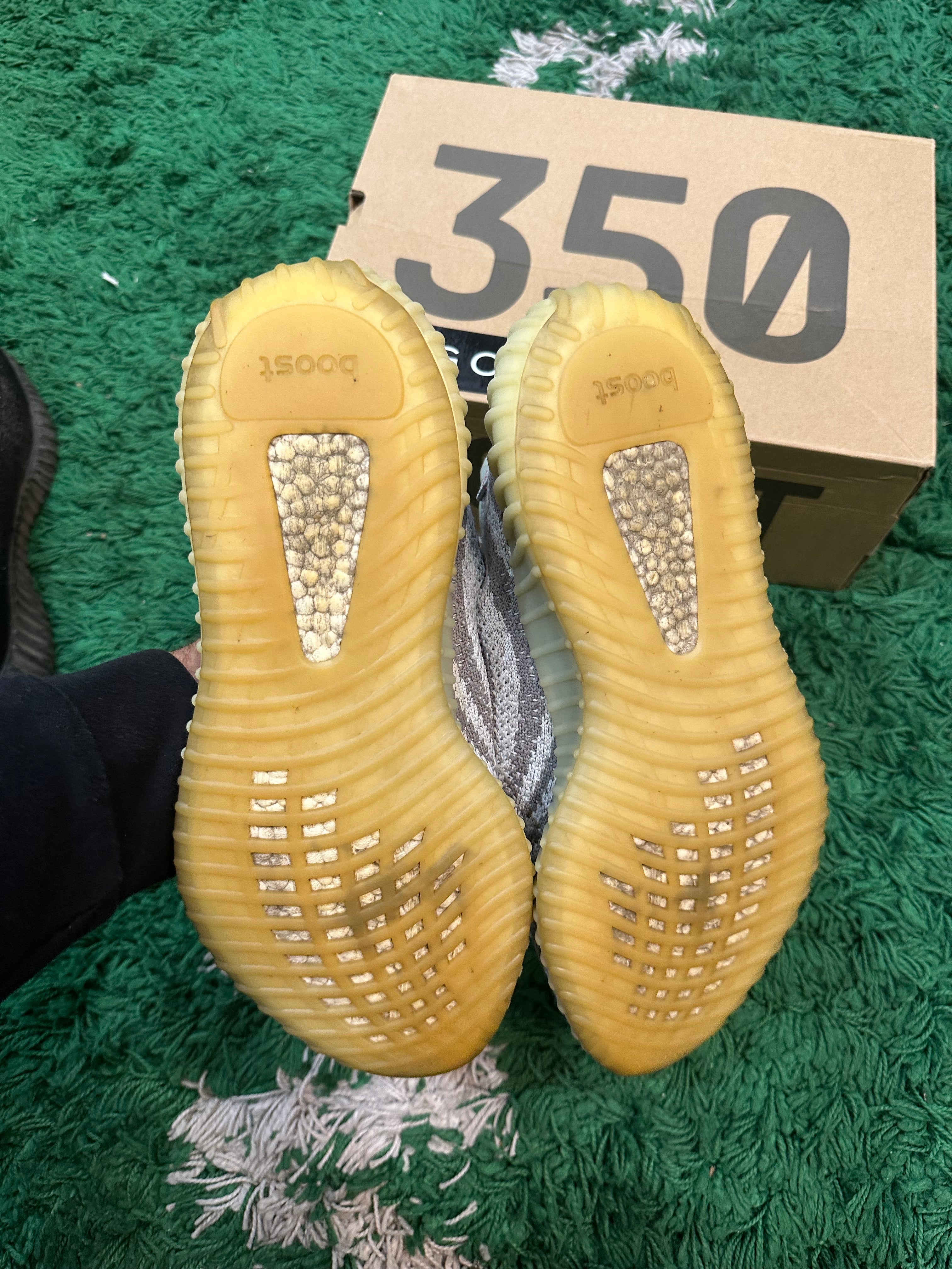 Yeezy 350 “Blue Tint”