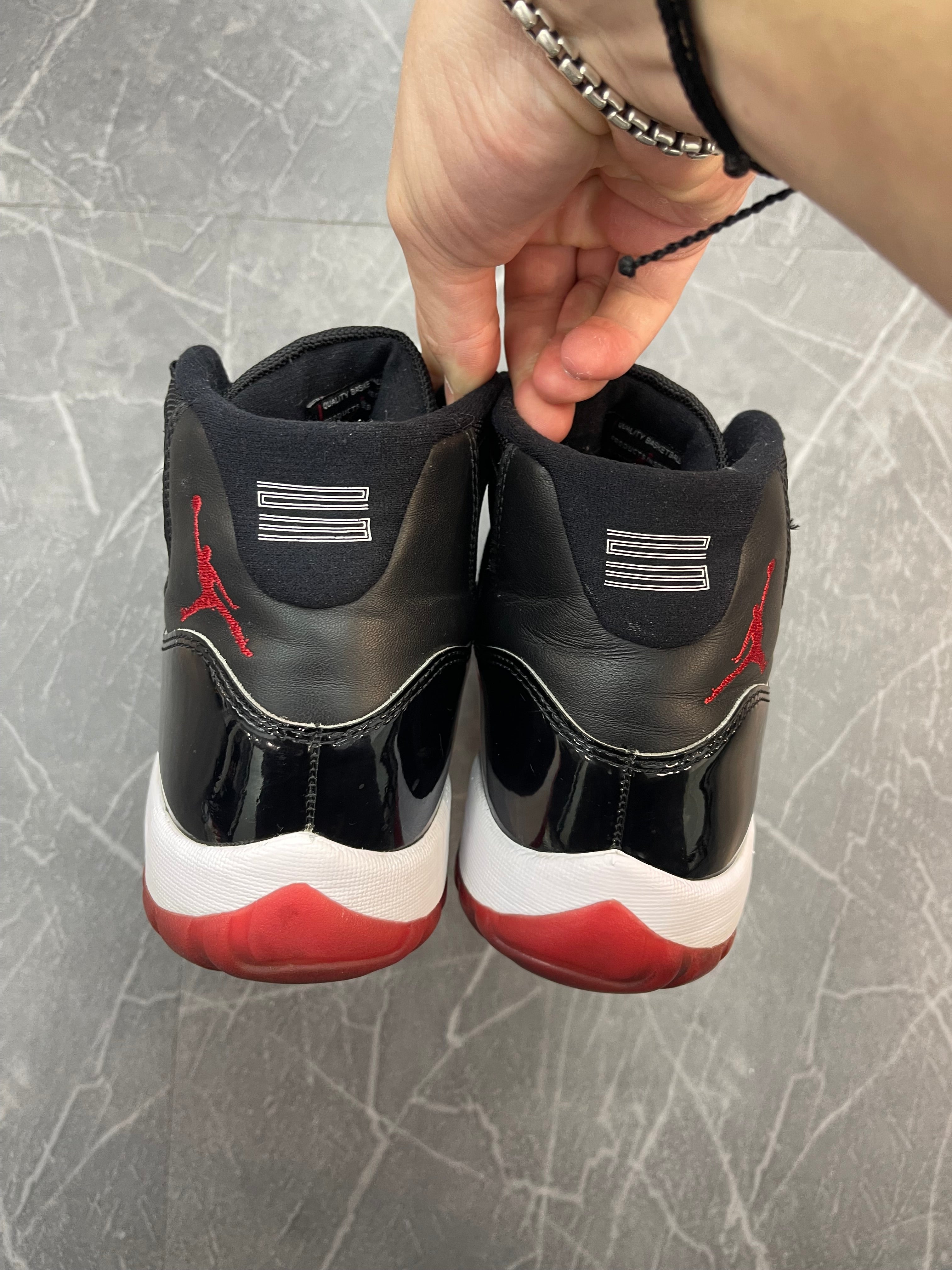 Jordan 11 “Bred”