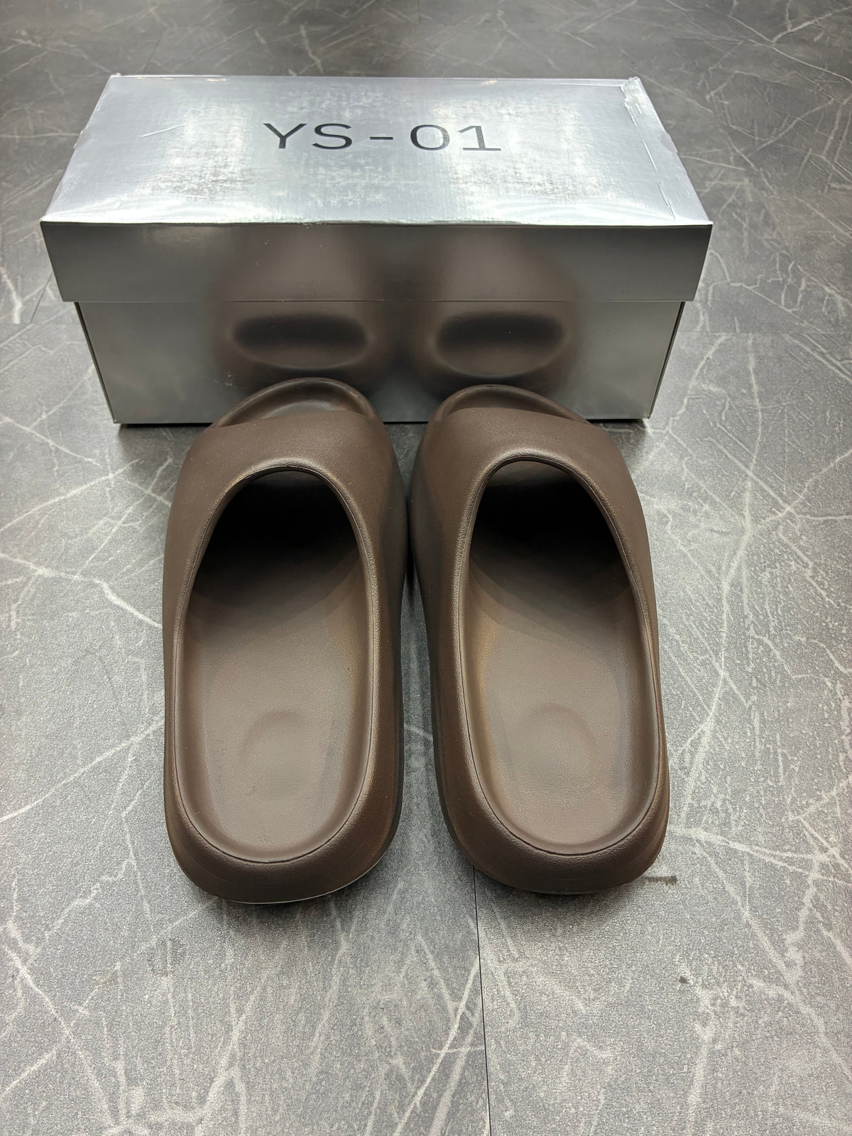 Yeezy Slide YS-01 “Chocolate”