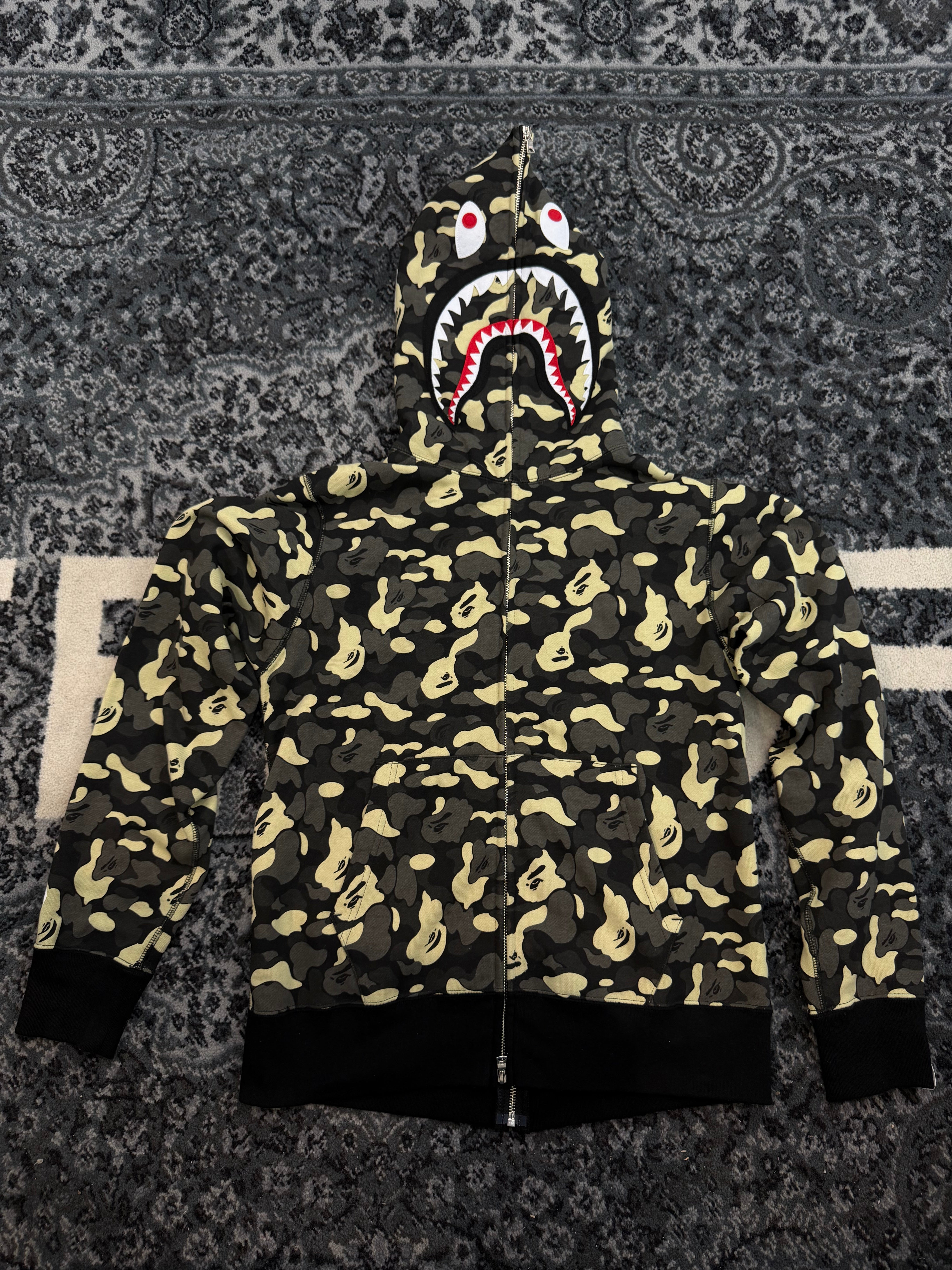 Bape Zip Up “Black Camo”