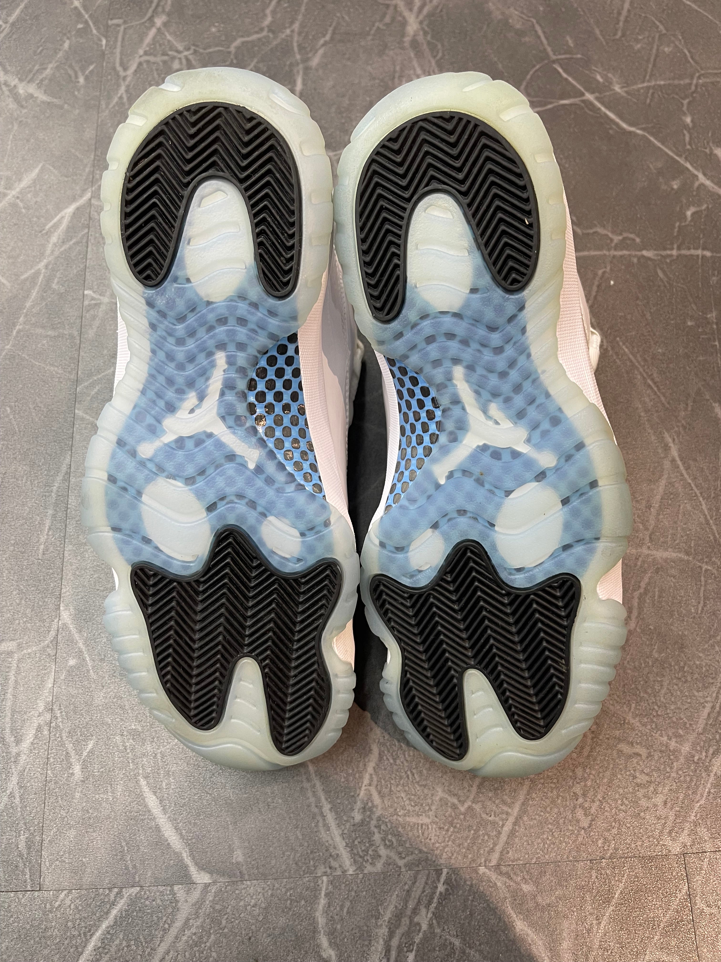 Jordan 11 “Legend Blue”