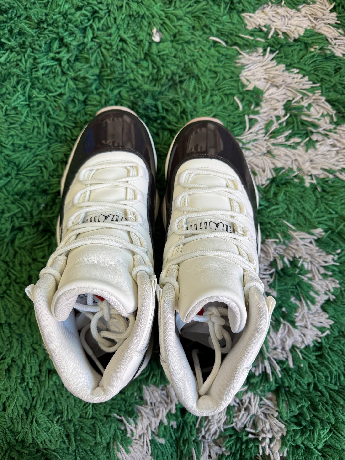 Jordan 11 “Neapolitan”