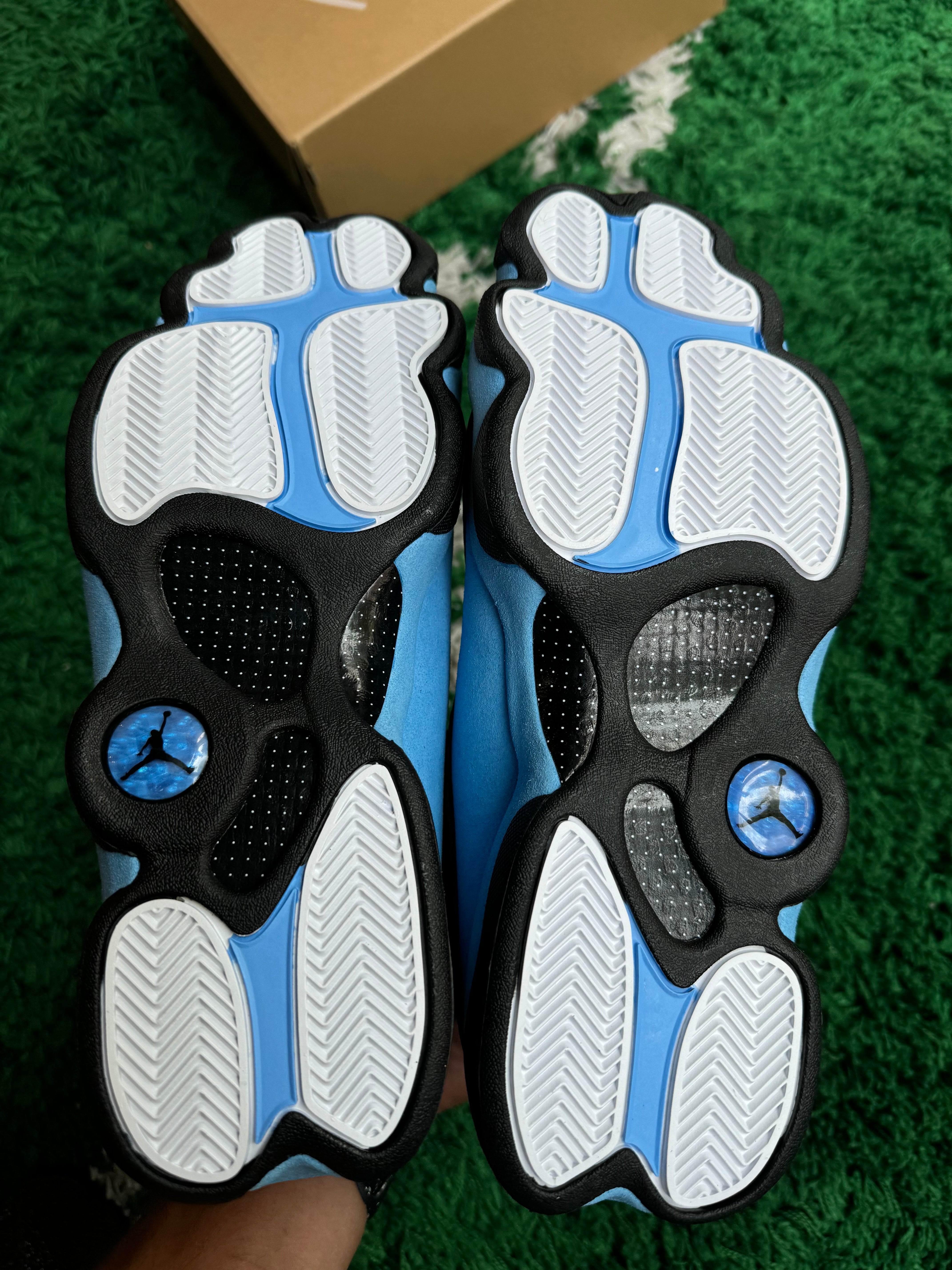 Jordan 13 “Black University Blue”