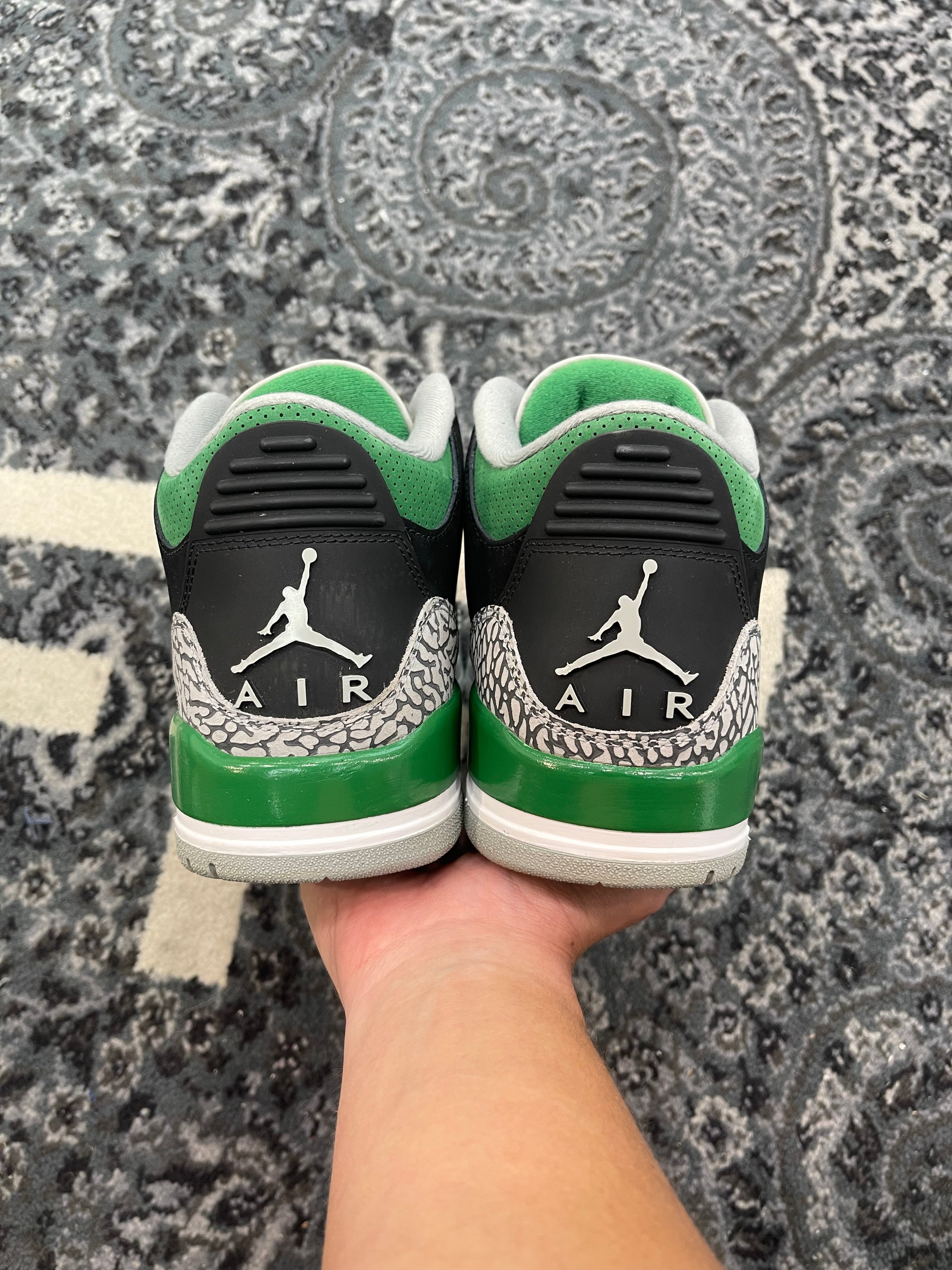 Jordan 3 “Pine Green”