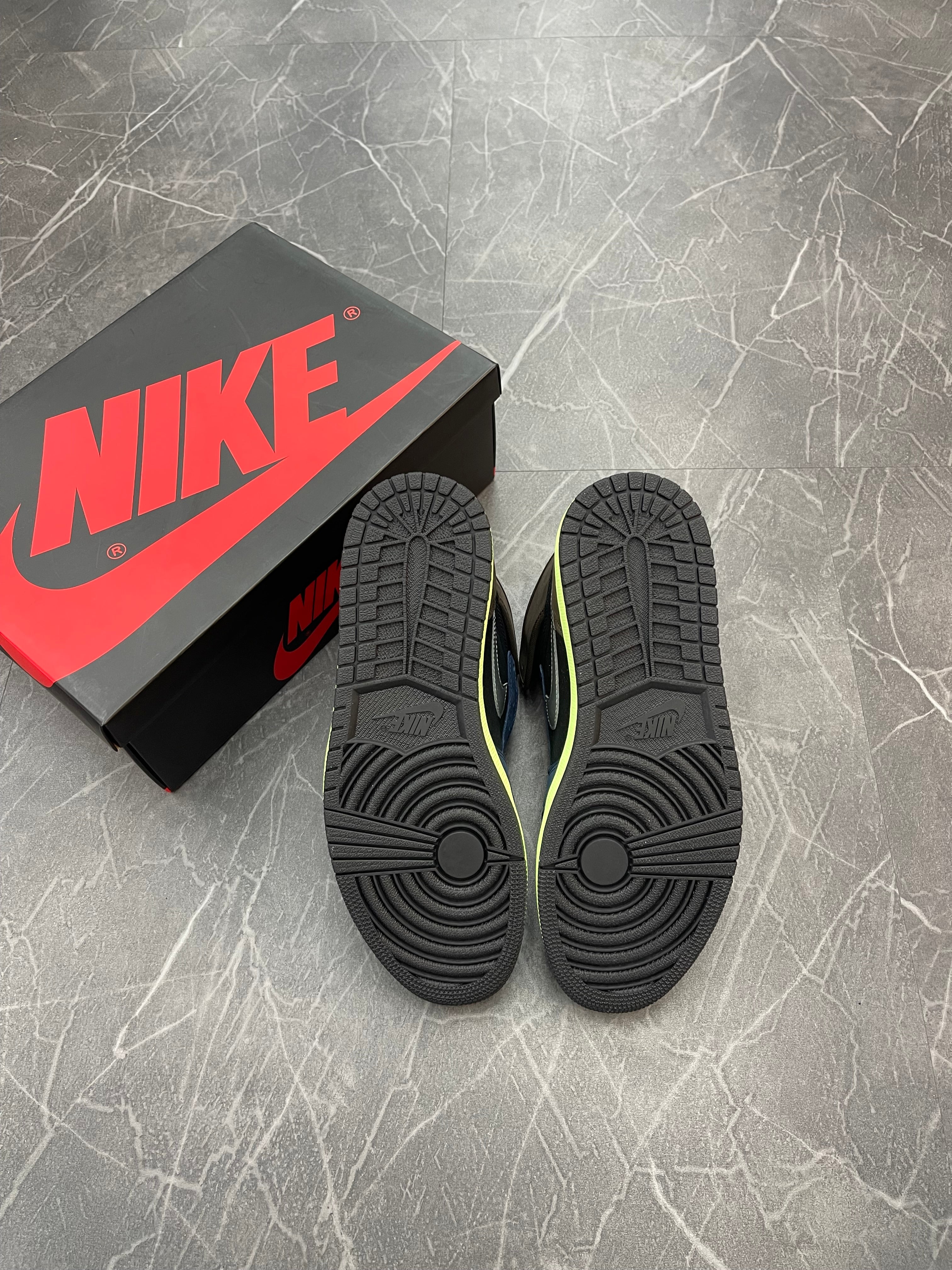 Jordan 1 High “Tokyo Biohack”