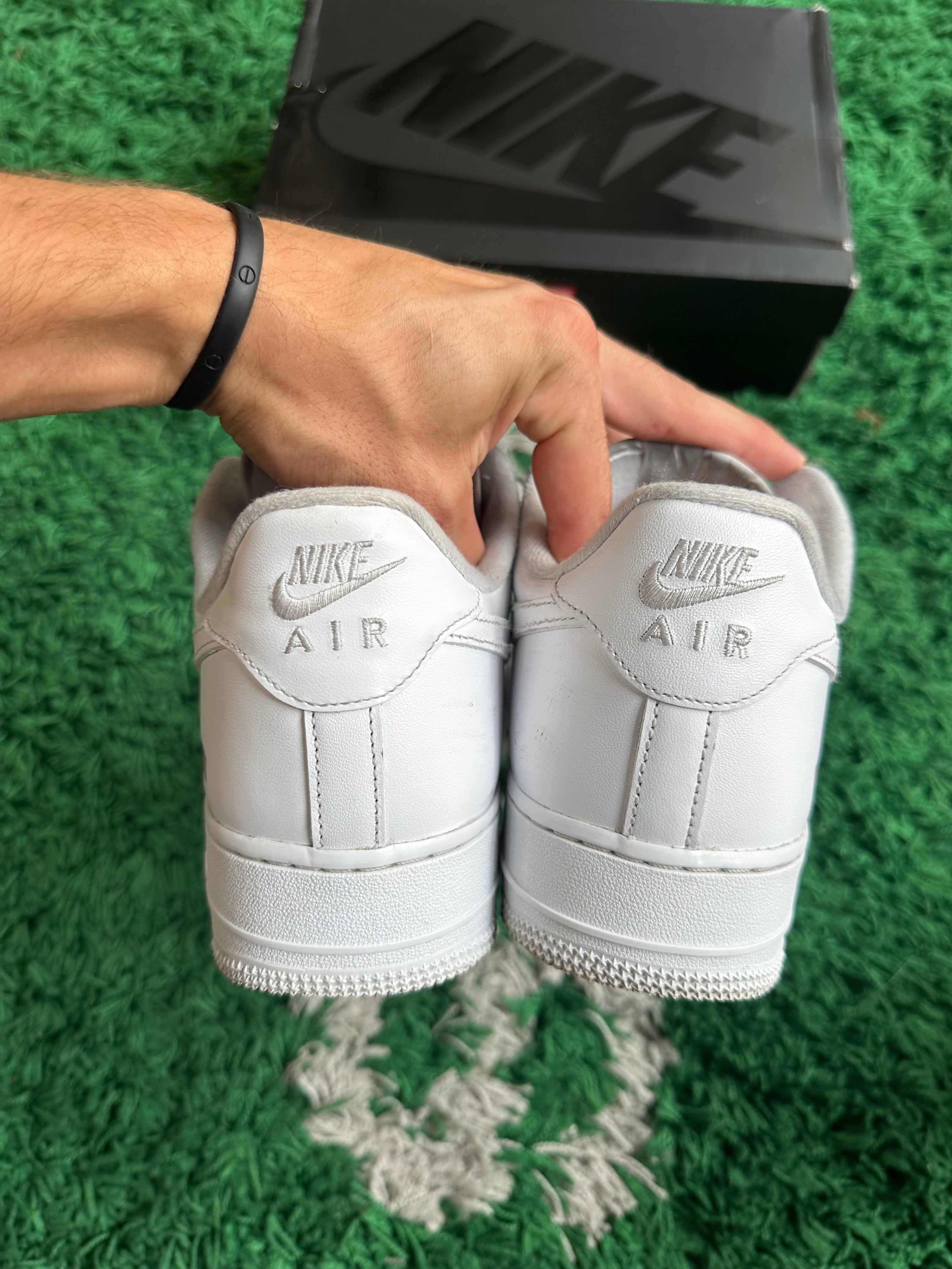 Nike Air Force 1 Low Supreme “White”