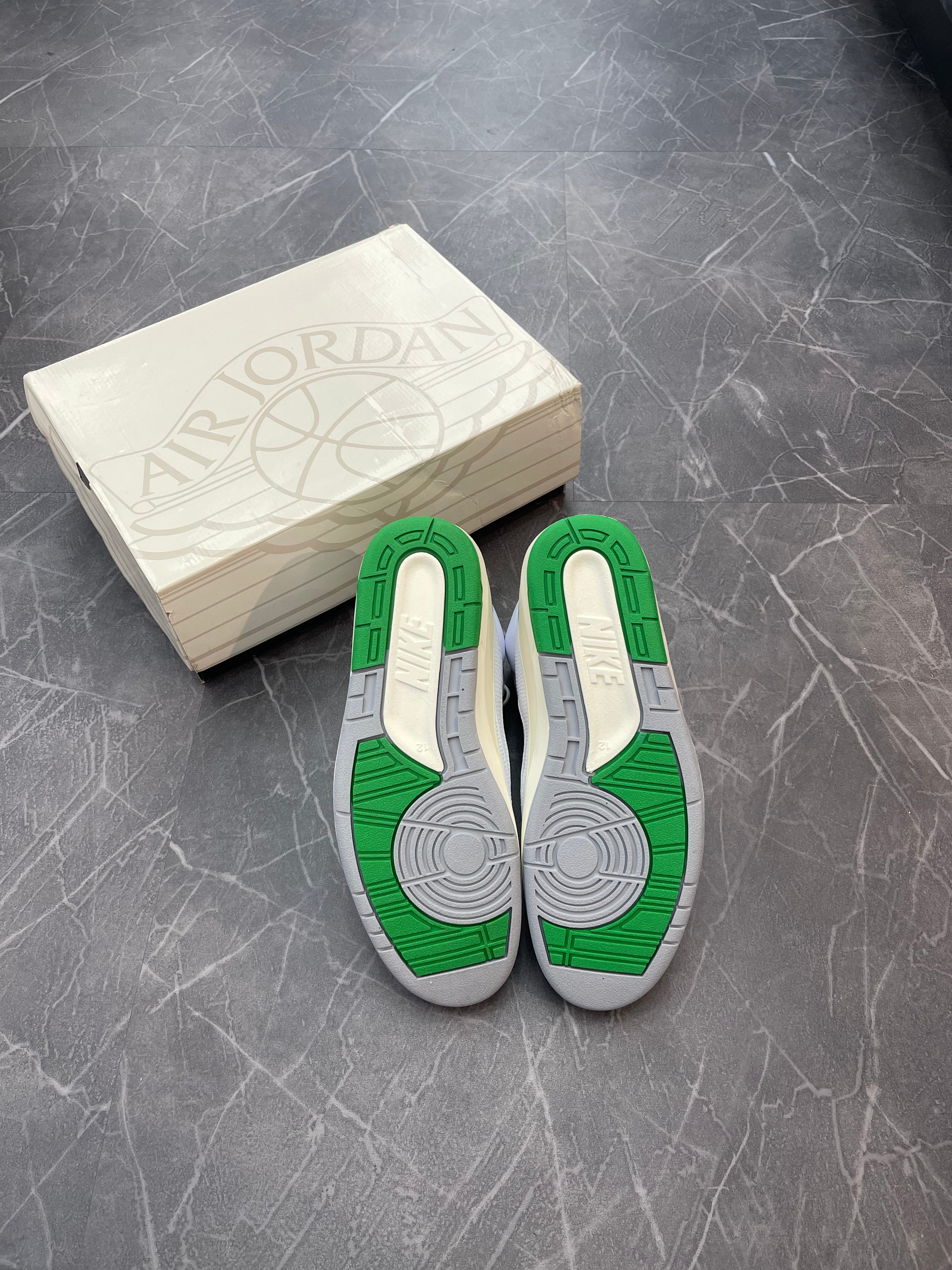 Jordan 2 High “Lucky Green”