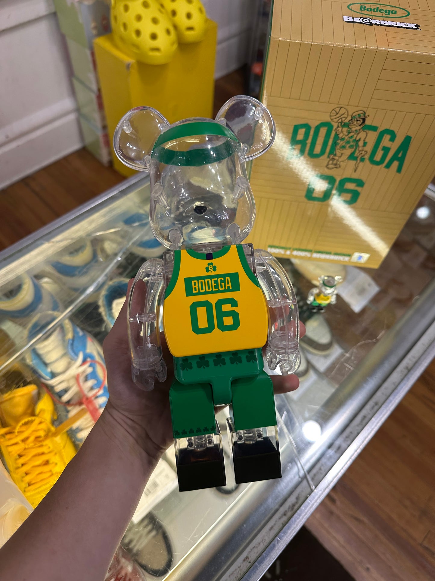 Bearbrick 400% & 100% “Boston Celtics”