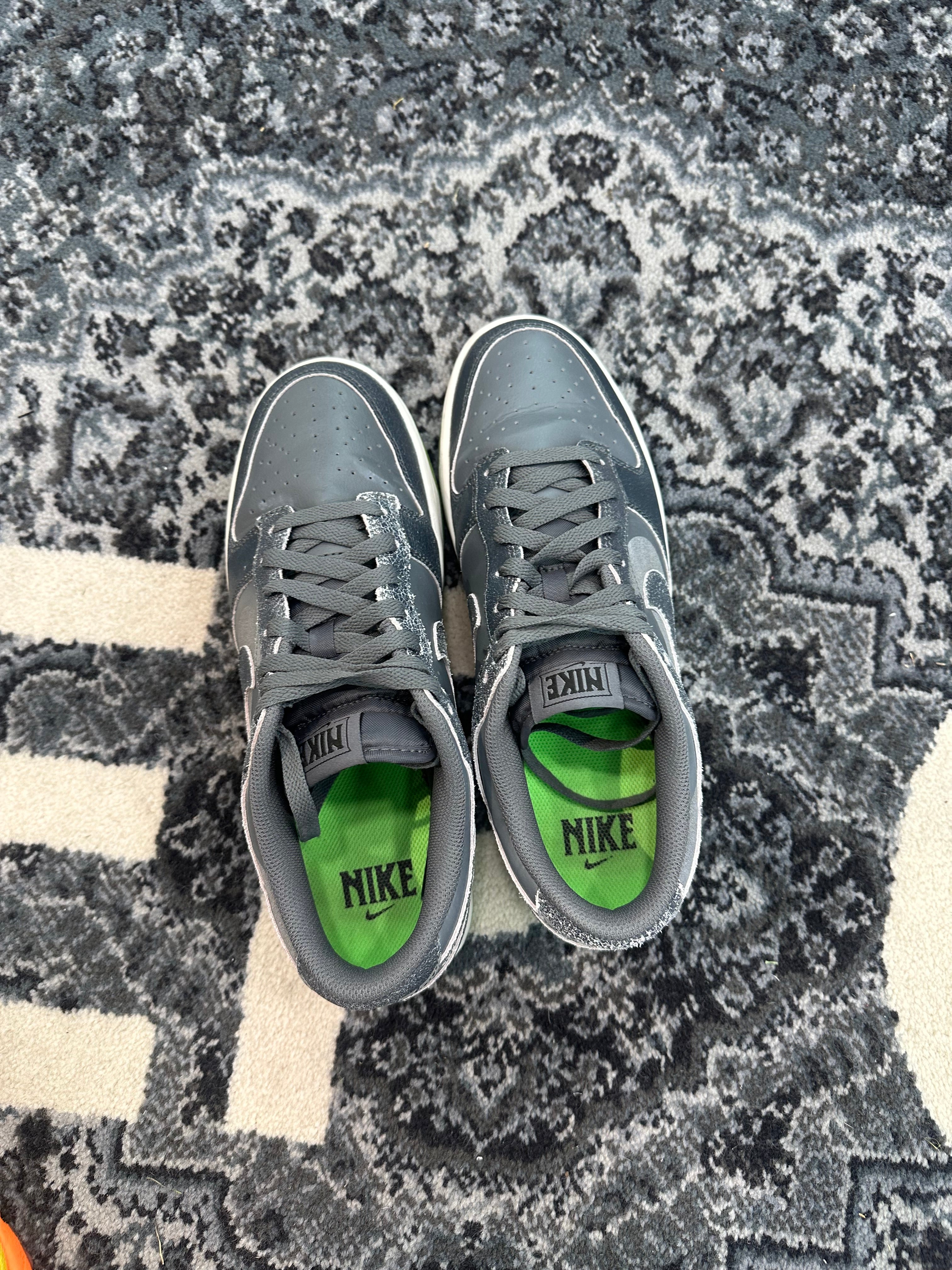 Nike Dunk Low “Halloween”