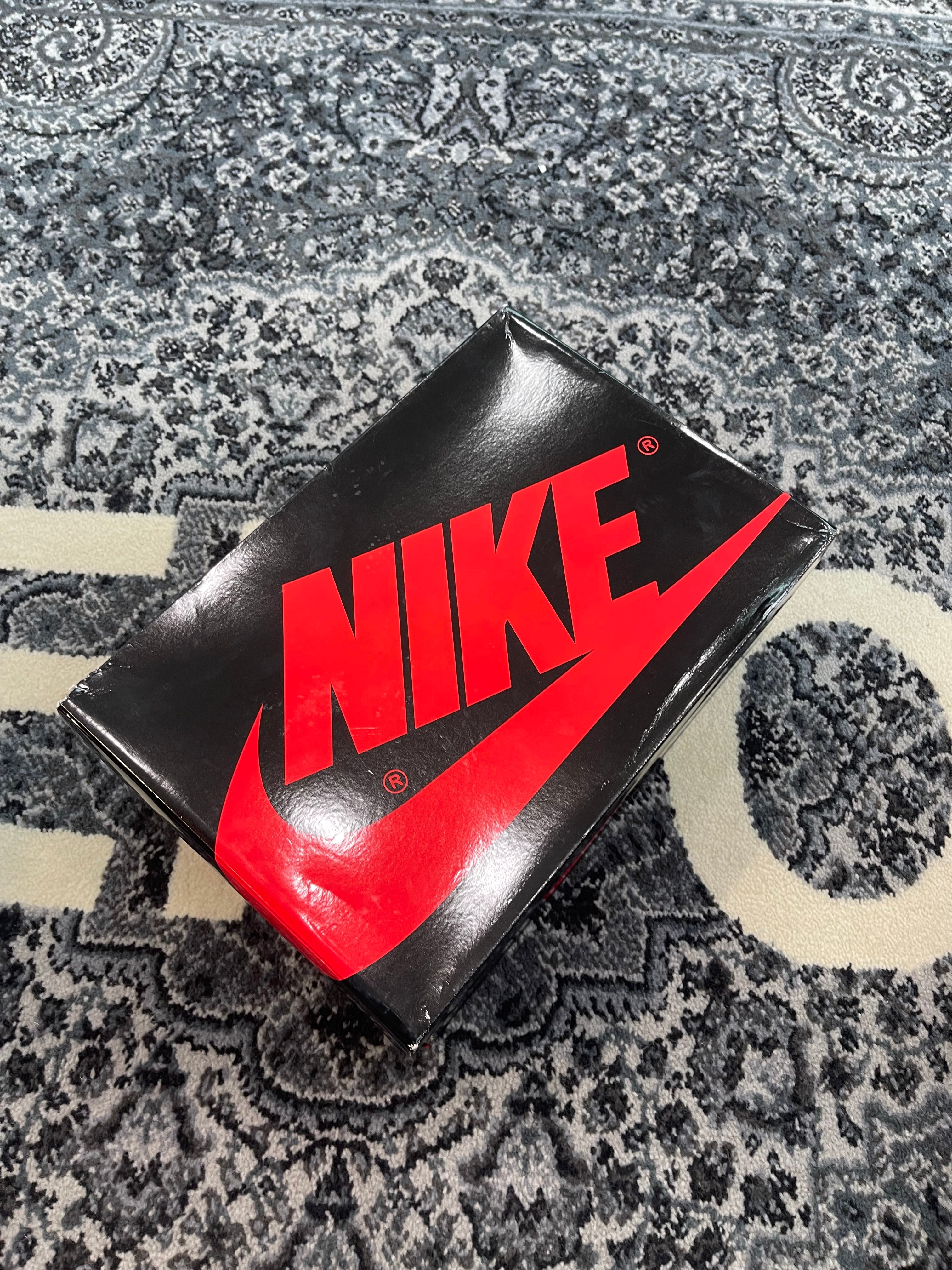 Jordan 1 “Patent Bred”