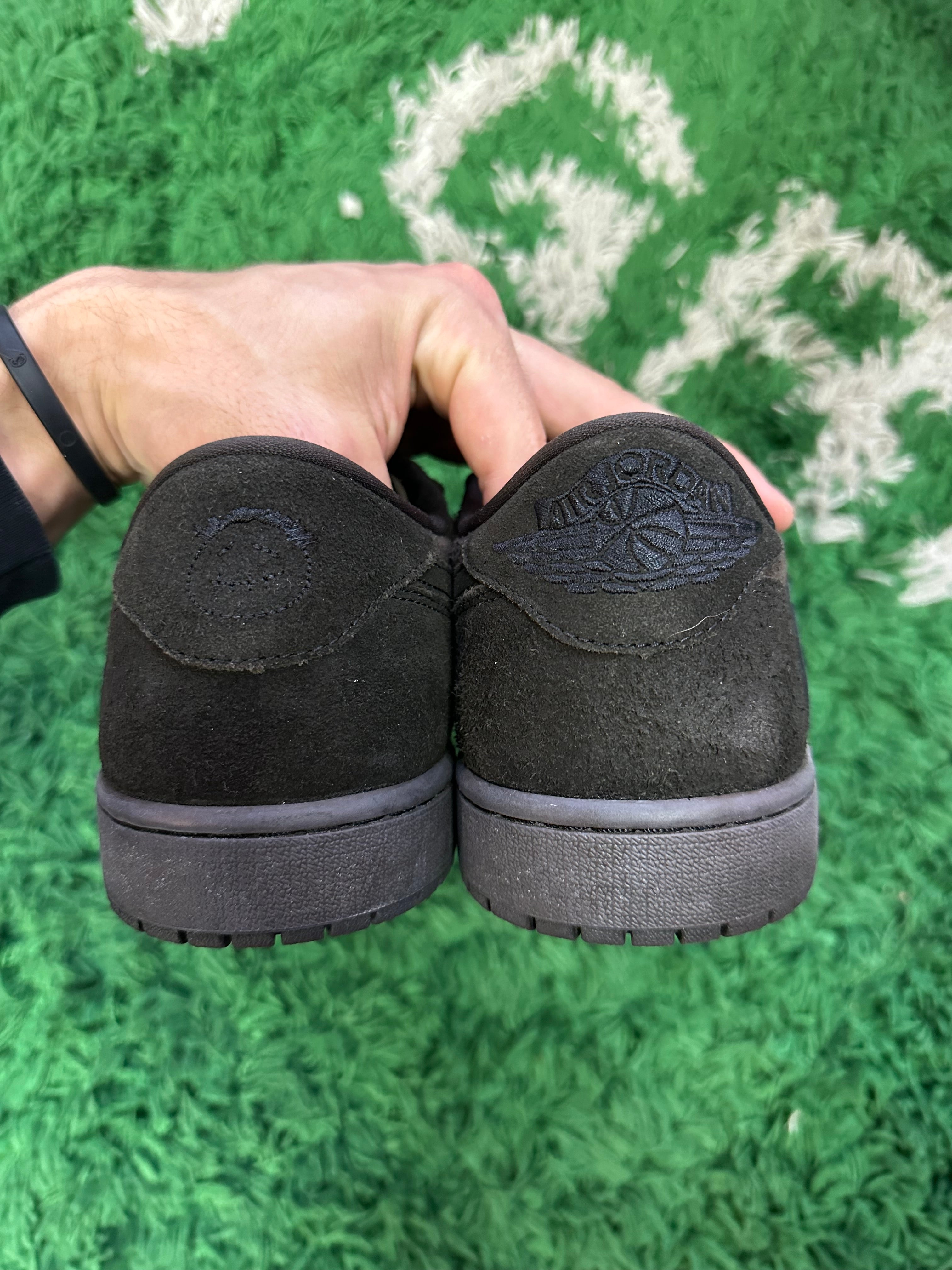 Jordan 1 Low Travis Scott “Velvet Brown”