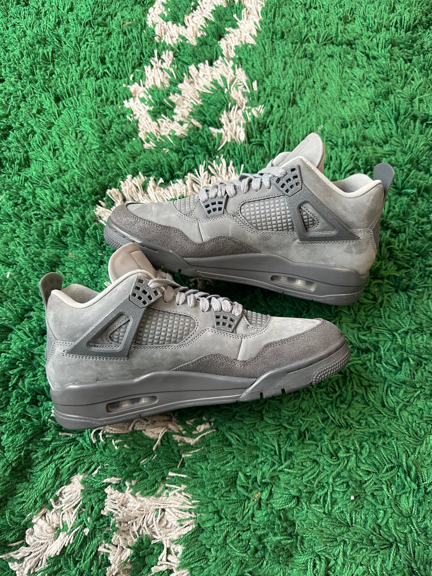 Jordan 4 “Wet Cement”
