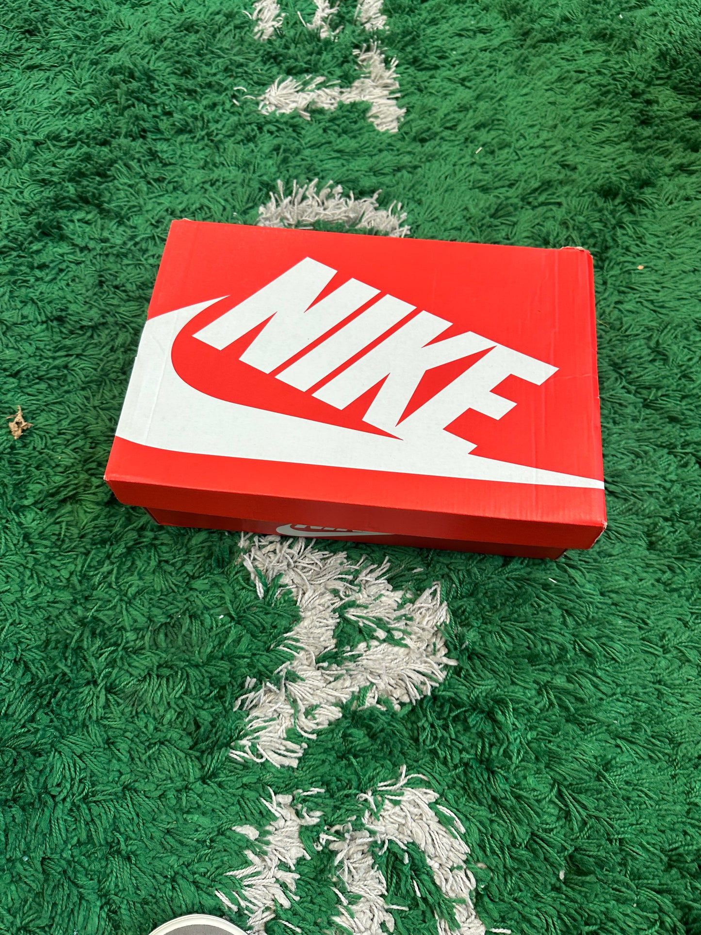 Nike Dunk Low SE “Platinum Violet Cave Stone”