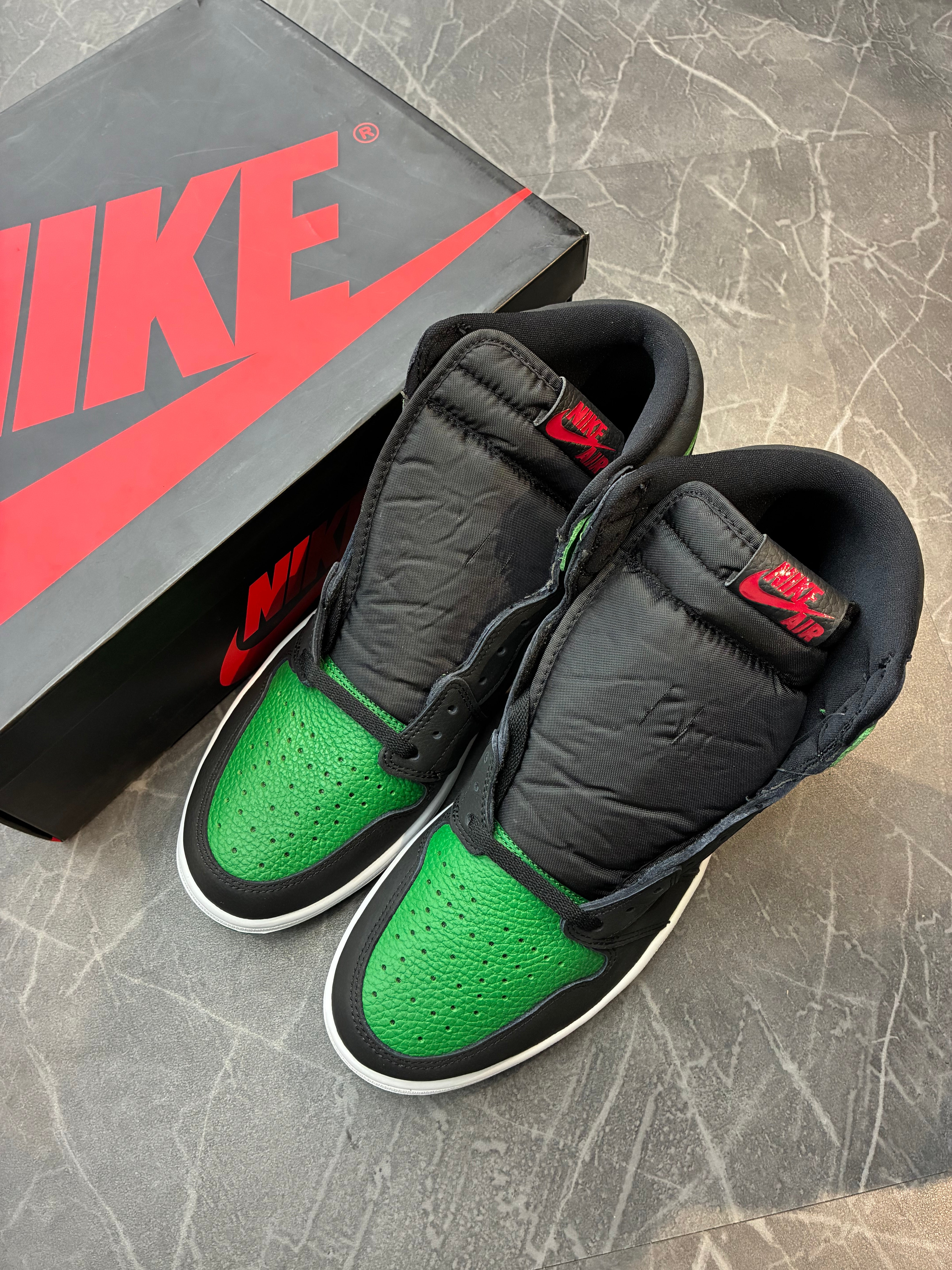 Jordan 1 High “Lucky Green Black”