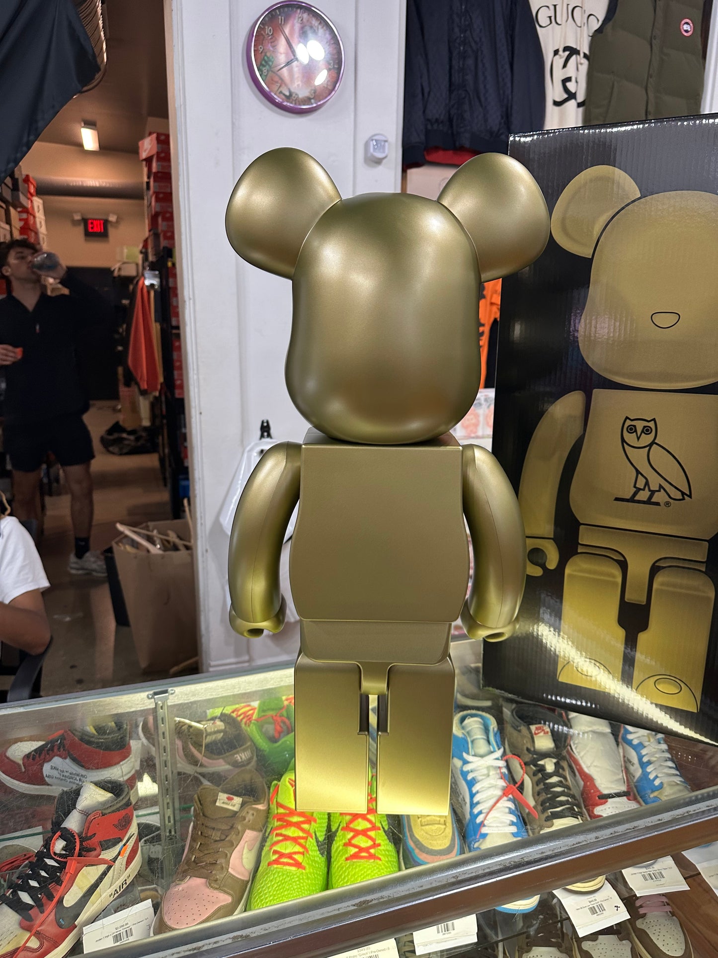 BearBrick 1000% “Drake OVO”