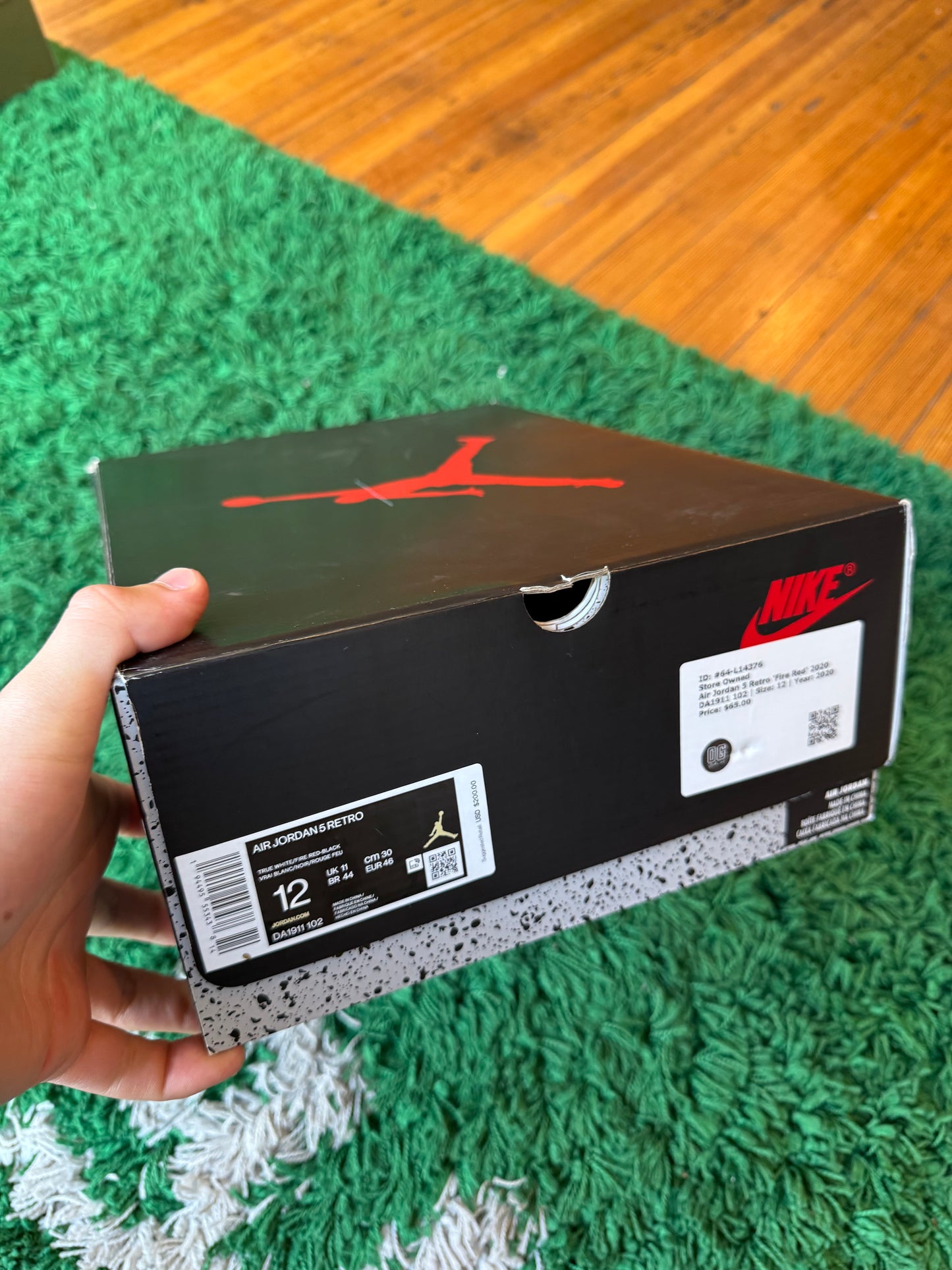 Jordan 5 “Fire Red” (2020)