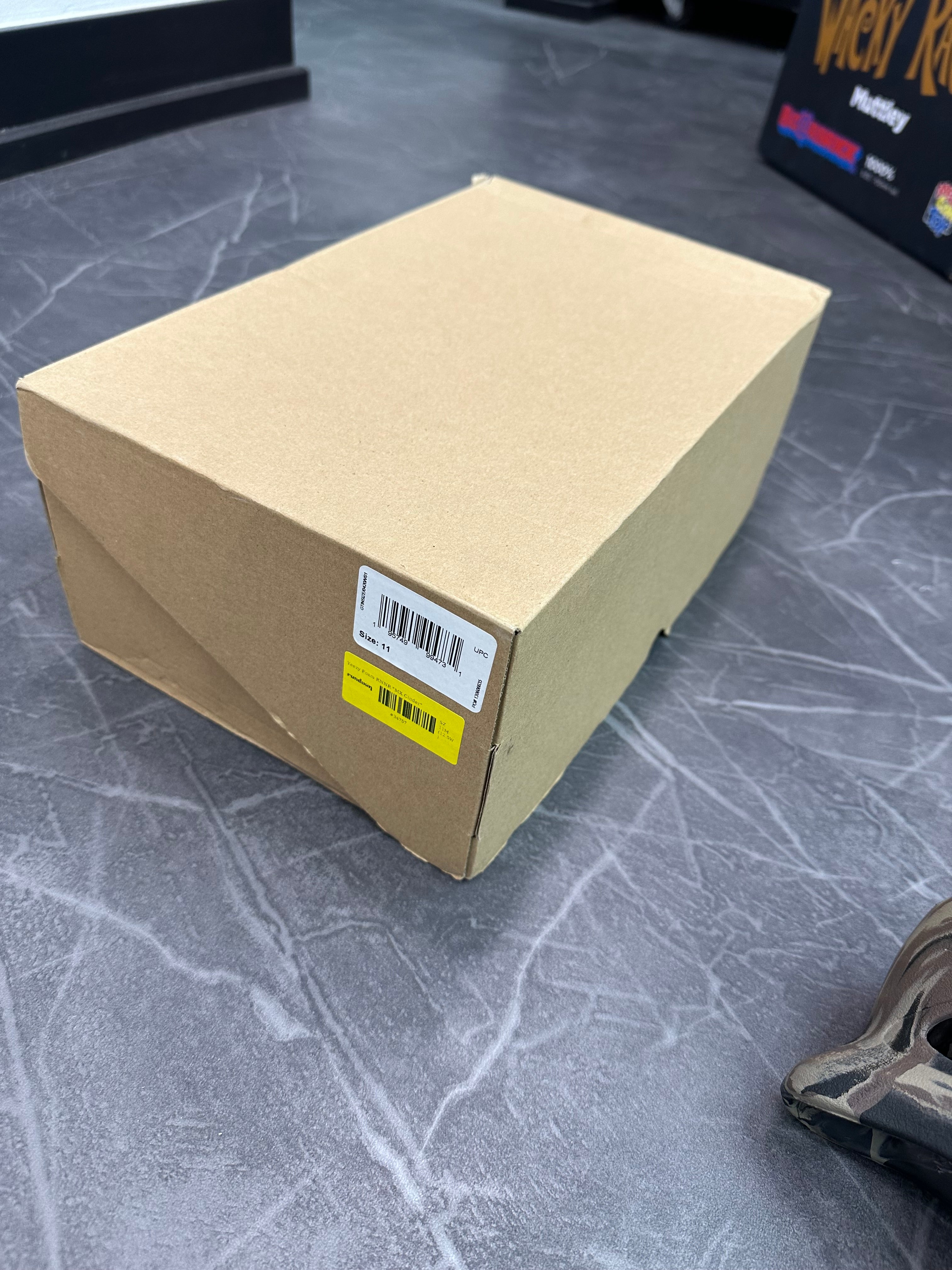 Yeezy FOAM Runner “Mx Cinder”