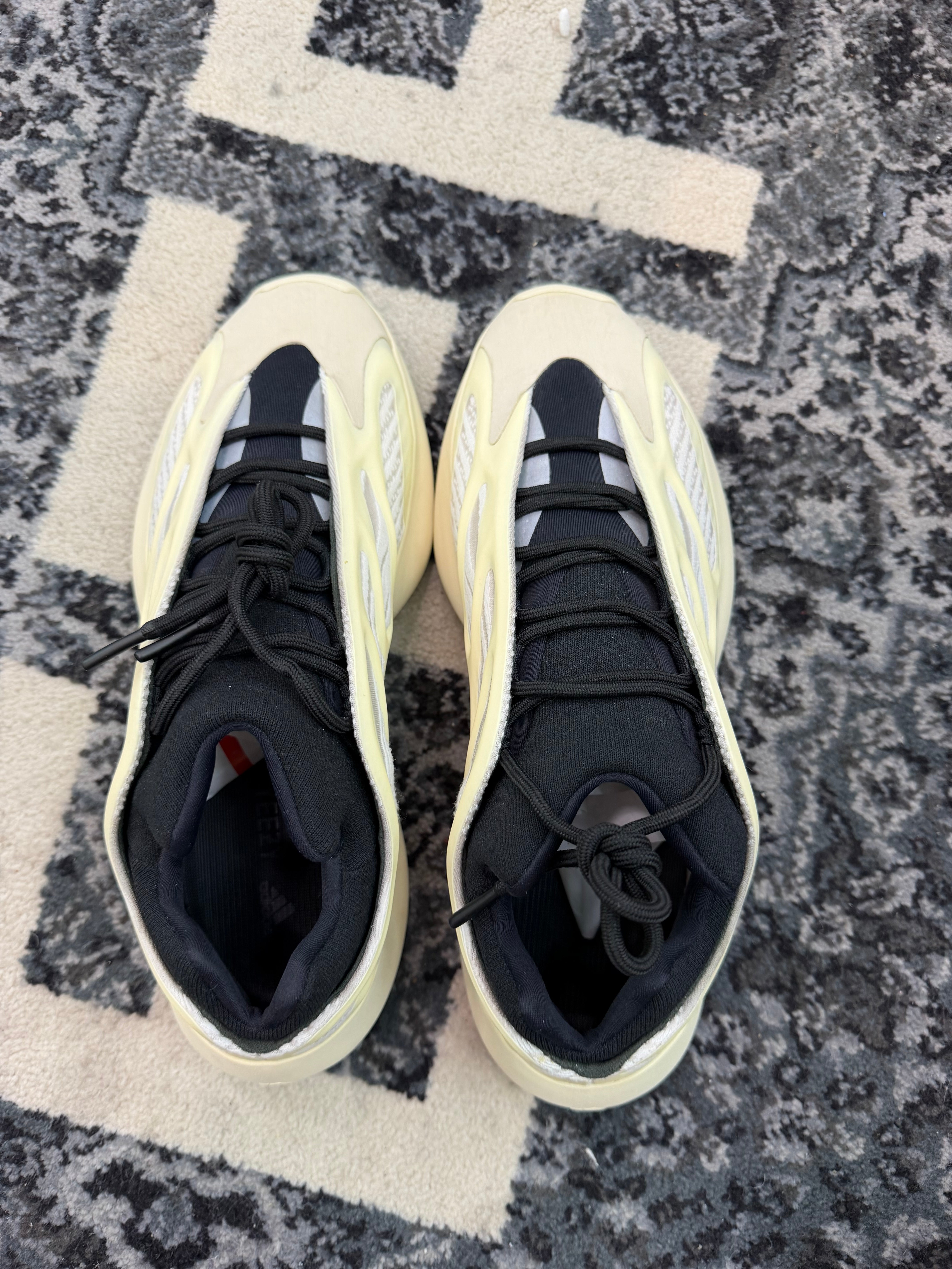 Yeezy 700 V3 “Azael”