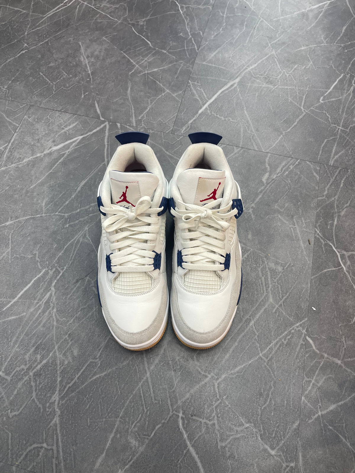 Jordan 4 SB “Navy”