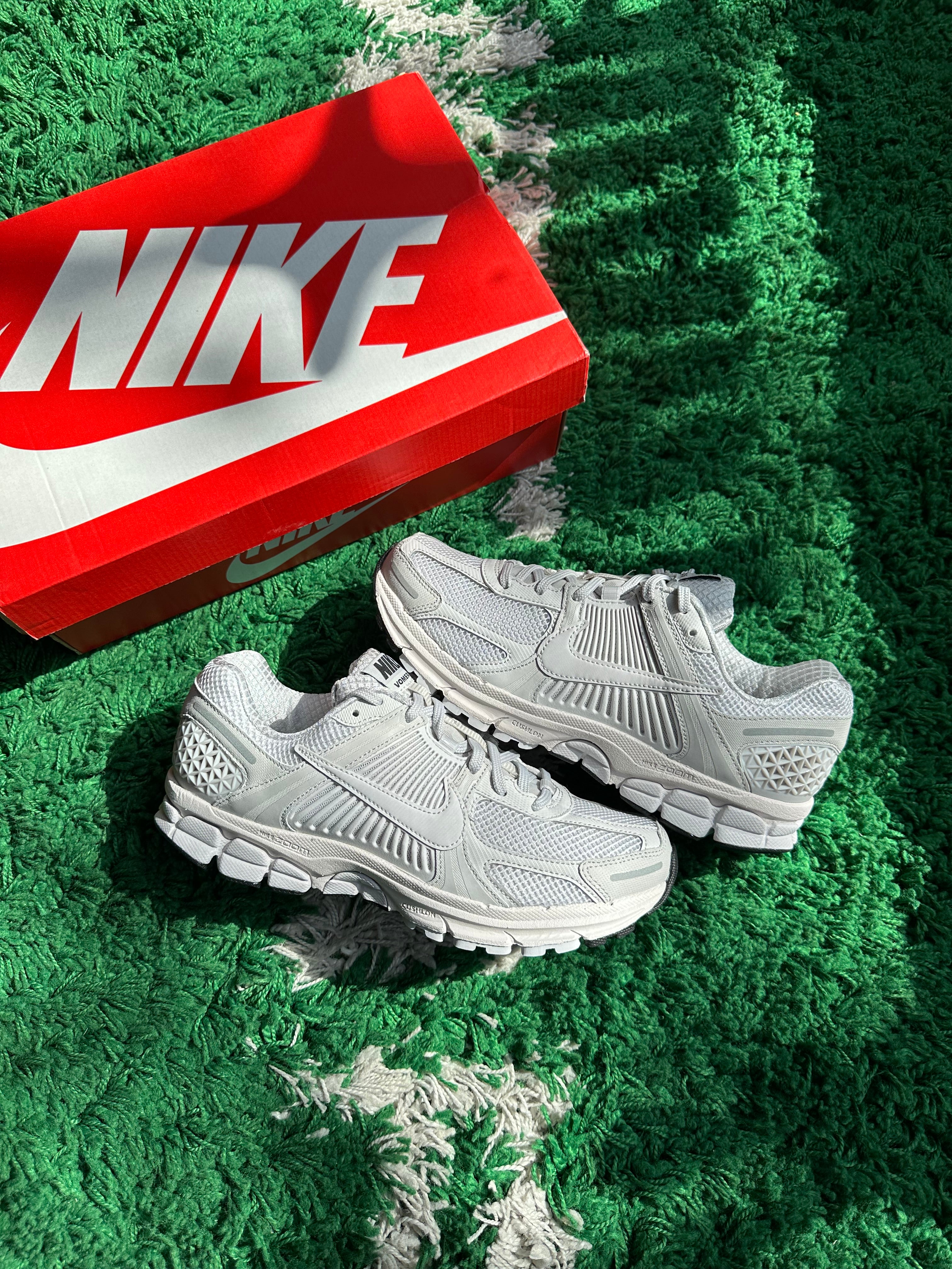 Nike Zoom Vomero 5 SP “Vast Grey”