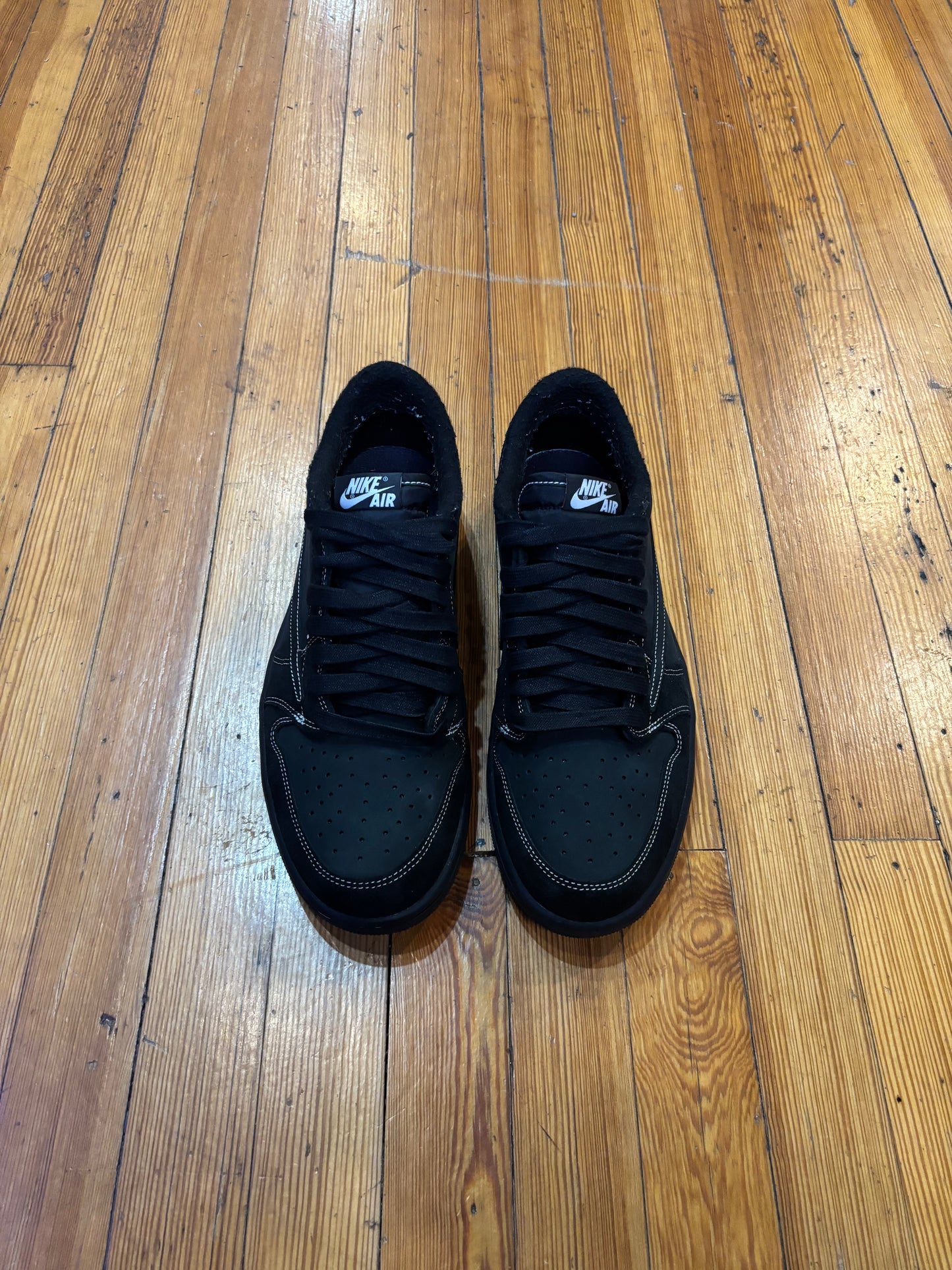 Travis Scott x Jordan 1 Low “Phantom”