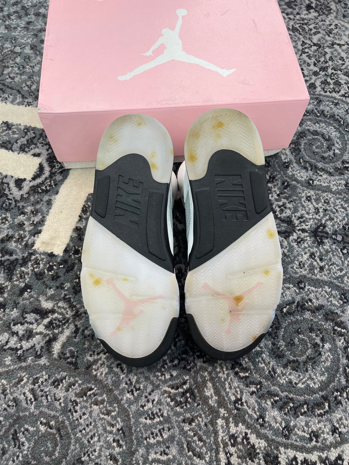 Jordan 5 “Medium Soft Pink”