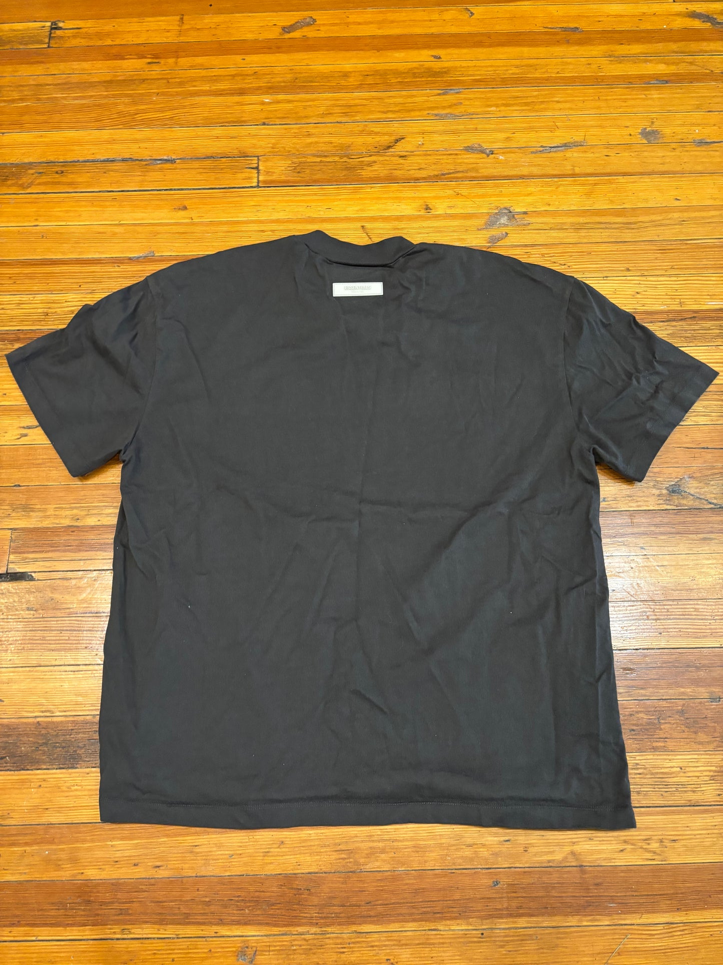 Essentials 1977 Tee “Iron”
